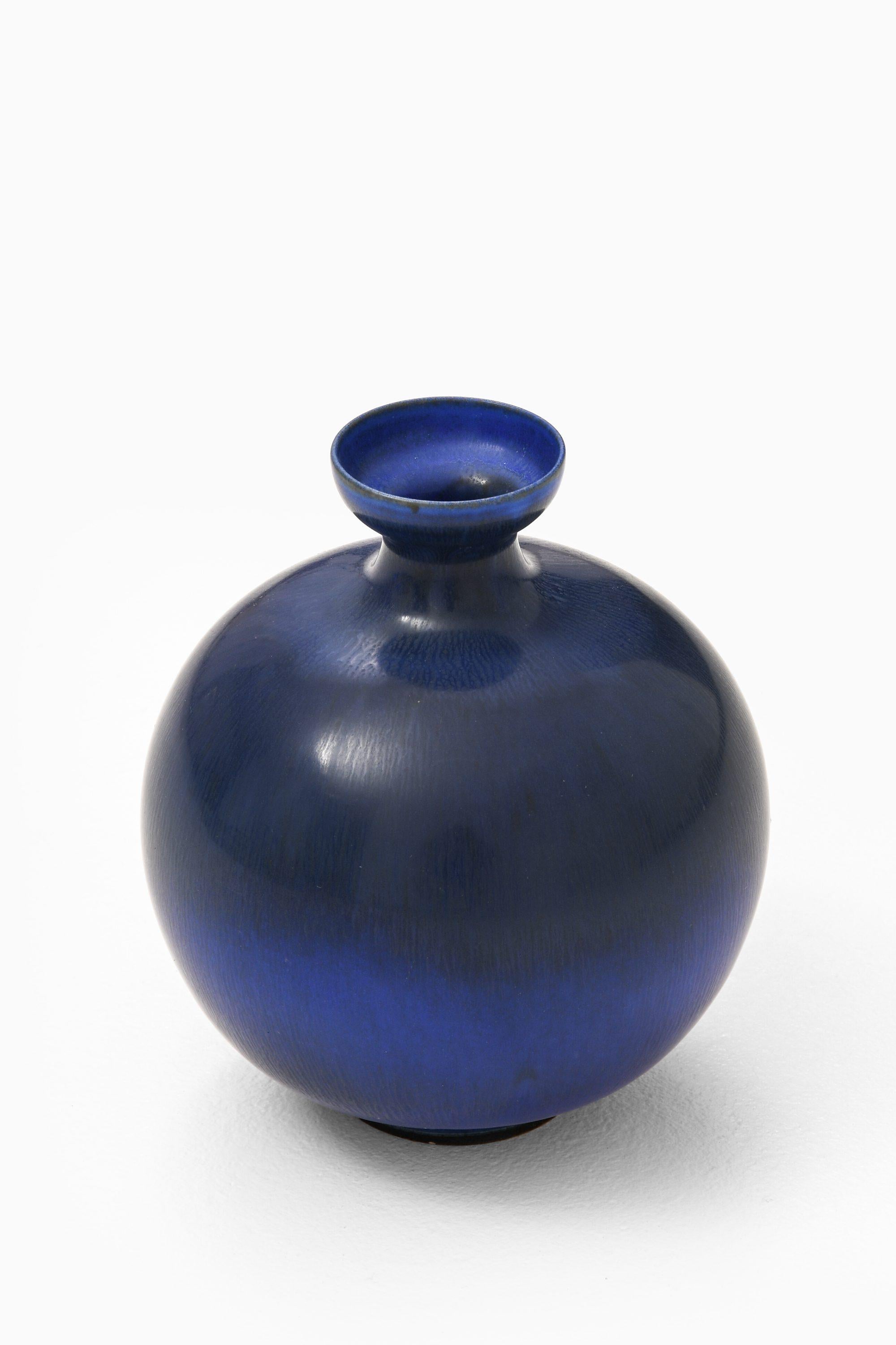 Keramikvase mit Hasenfellglasur von Berndt Friberg, 1951 (Skandinavische Moderne) im Angebot