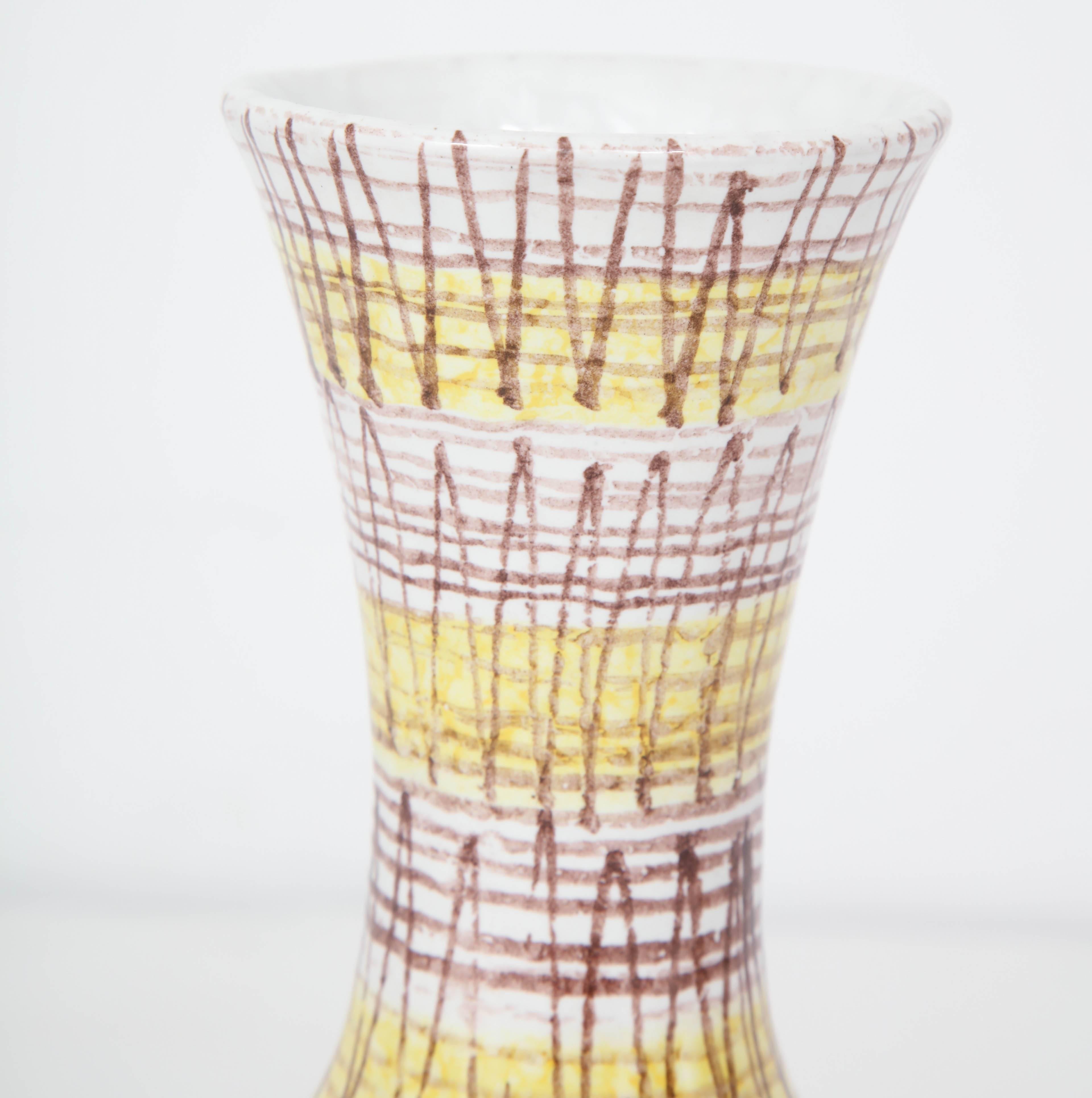 Ceramic Vase, Mid-Century Italian, Yellow, Brown and White, circa 1950, Vessel In Good Condition In New York, NY