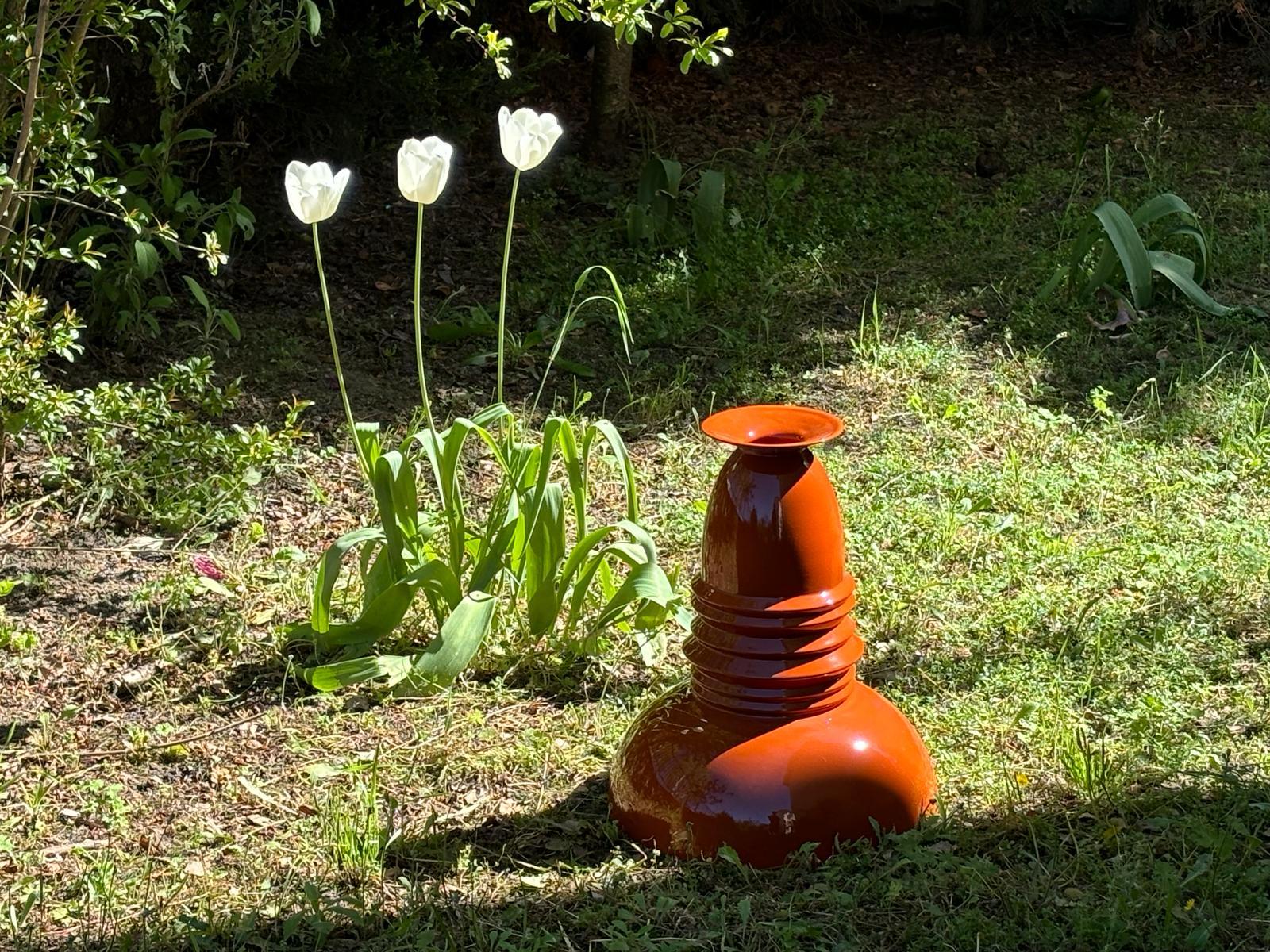 Keramikvase Katmandu, Modell von Sergio Asti für Superego Edition im Zustand „Hervorragend“ im Angebot in Milan, Italy