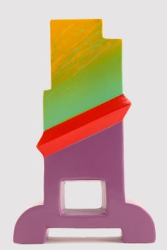 Vaso in ceramica Memphis, "BASTIONE" di Luciano Florio Paccagnella, Milano, anni 1990.