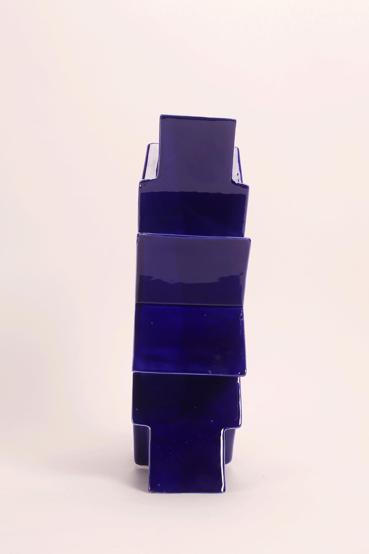 Ceramic vase Memphis by Luciano Florio Paccagnella, Milan, 1990’s.  For Sale 4