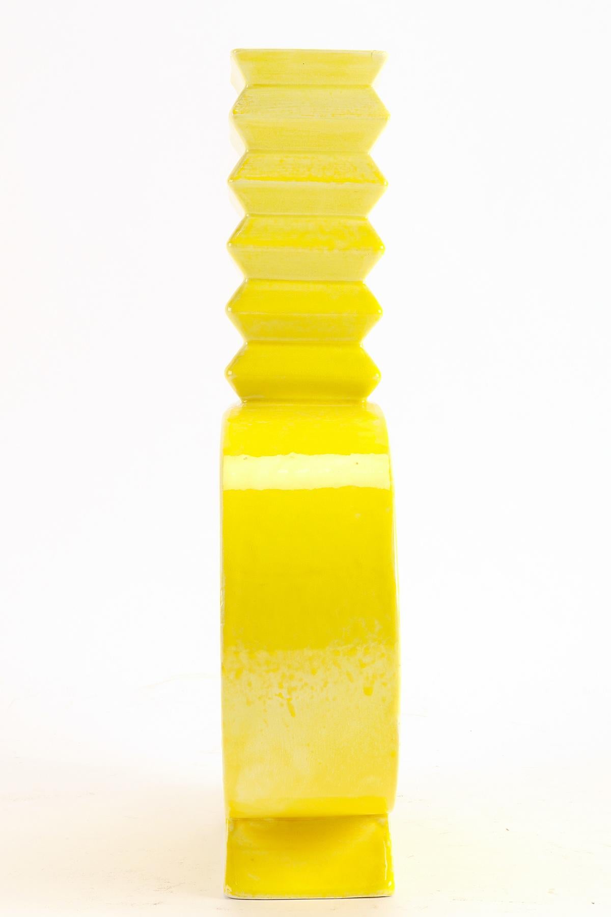 XX secolo Vaso in ceramica Memphis, 