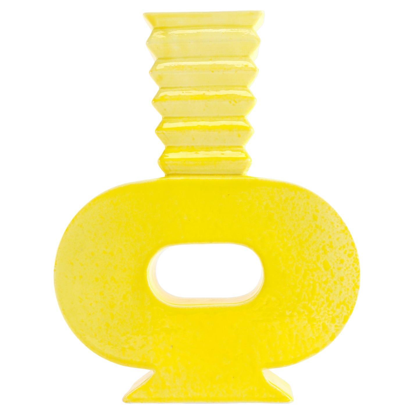 Vaso in ceramica Memphis, "MITODEA" di Luciano Florio Paccagnella, Milano, anni 1990. in vendita