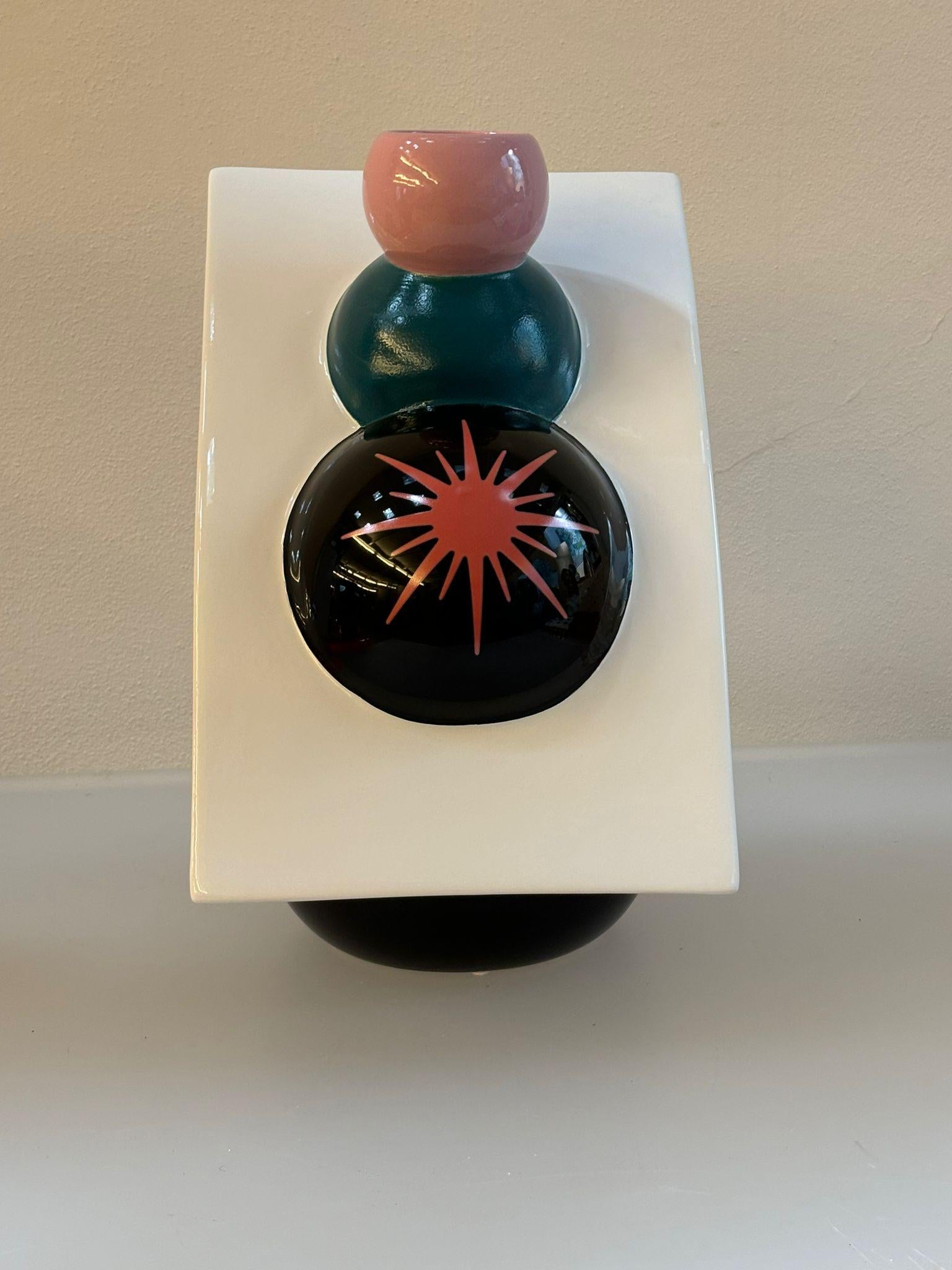 Italiano Vaso in ceramica Model C ABC Collection di Alessandro Mendini per Superego Editions in vendita