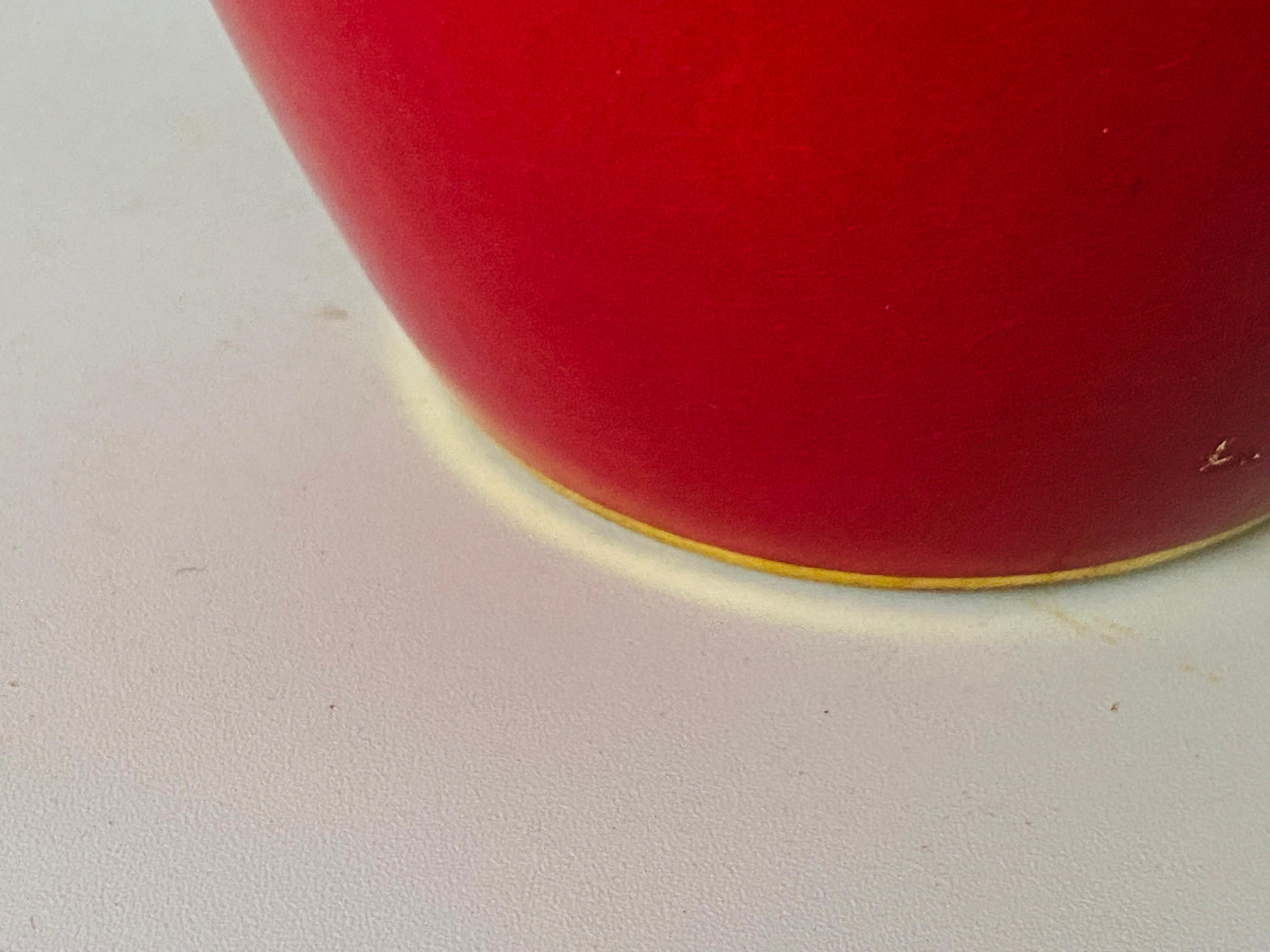 Art Déco Vaso in ceramica colore rosso Francia 1940 Ard Stile Deco in vendita