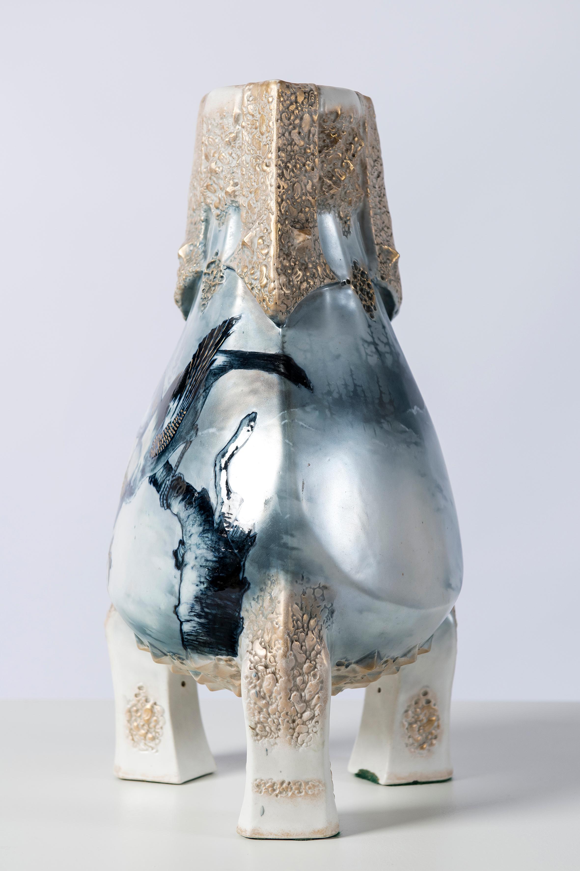 Ceramic vase signed Ernst Wahliss (1837-1900), Vienna. Art Nouveau period, circa 1890.