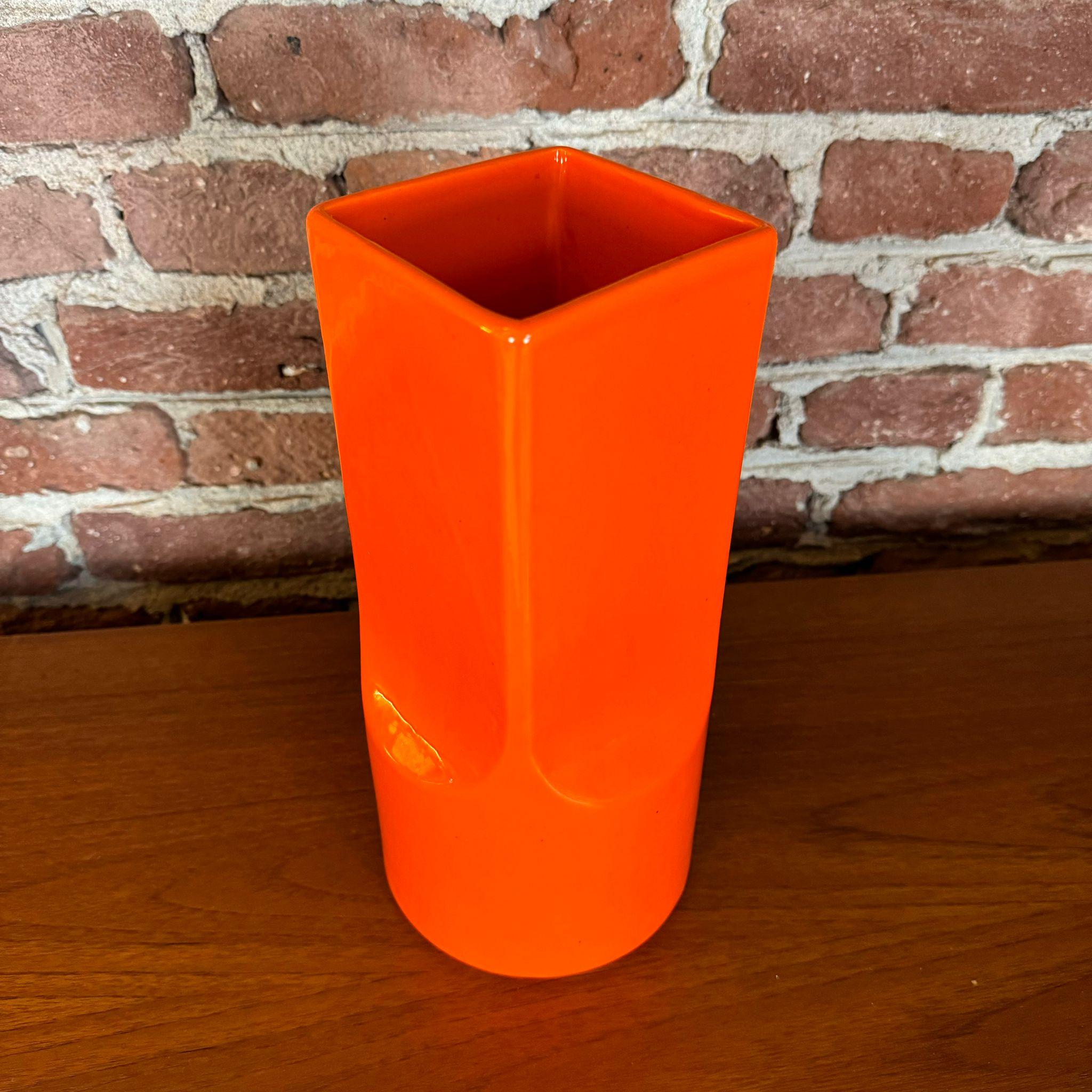 Keramikvase, Studio O.P.I. für Gabbianelli, Italien 1960 (Late 20th Century) im Angebot