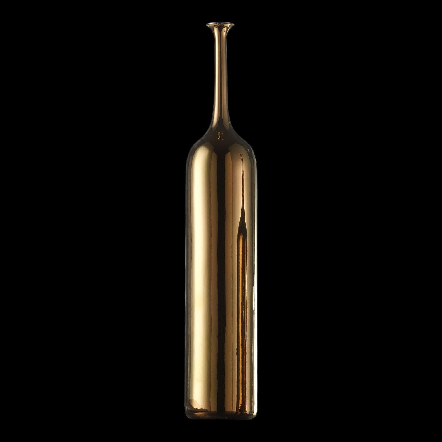 XXIe siècle et contemporain Vase en céramique « SWAN » fabriqué à la main en or 24 carats par Gabriella B., fabriqué en Italie en vente