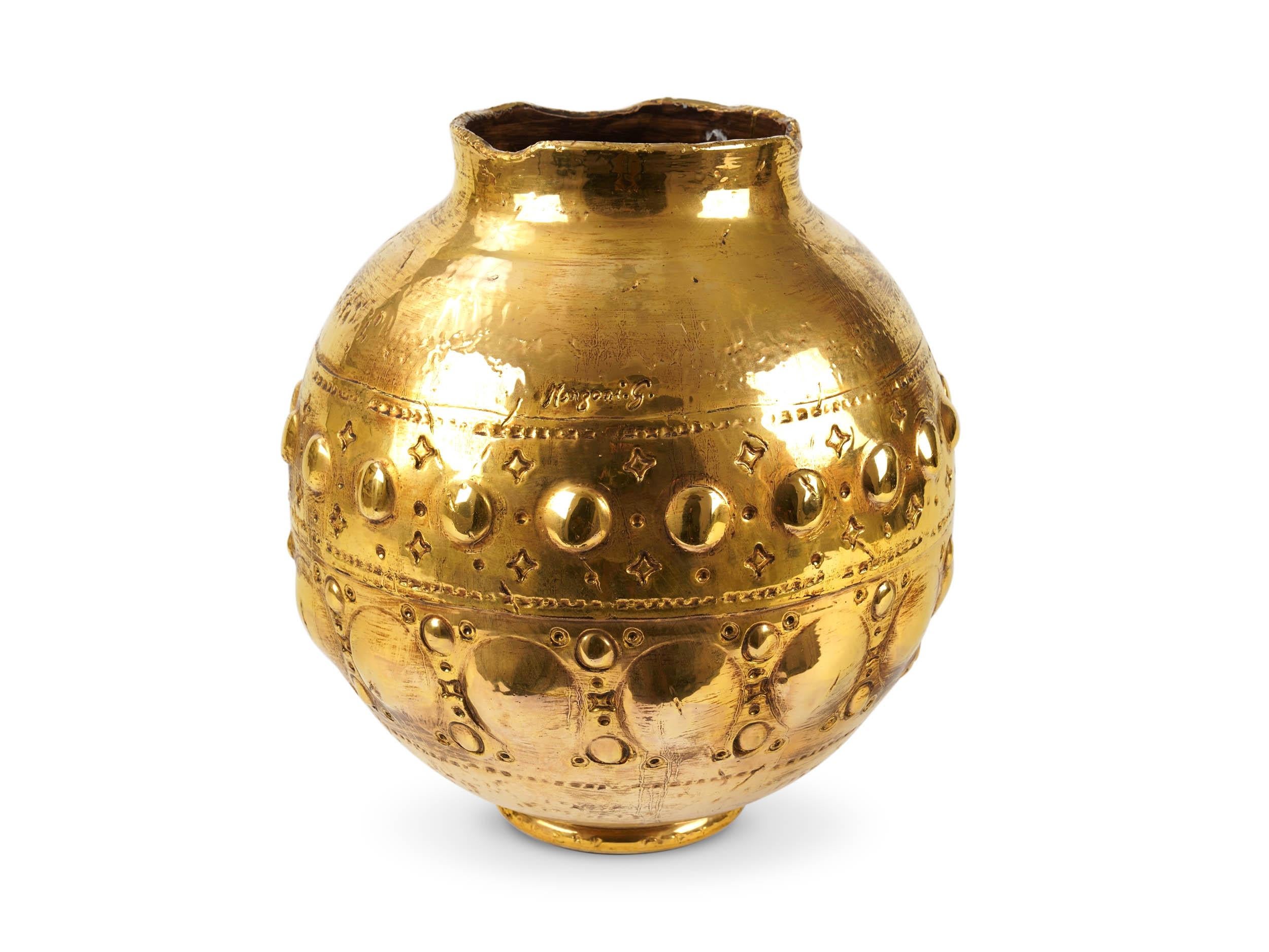 Moderne Vase en céramique, vase lustré or 24 carats, pièce maîtresse sphérique, Italie  en vente