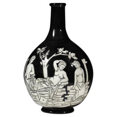 Keramische Vase mit antikem Dekor aus den 1930er und 1940er Jahren