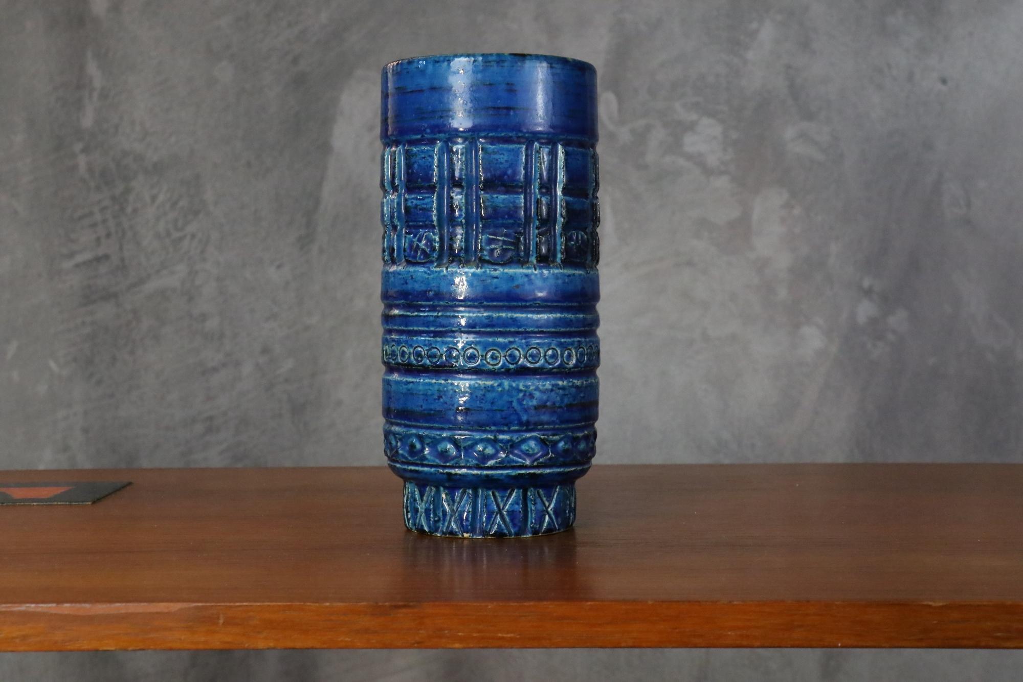 French Ceramic vase with deep blue glaze decor signed Pol Chambost, circa 1950 For Sale