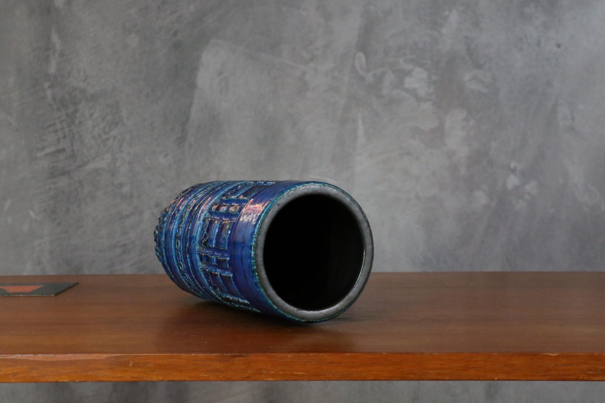 Hand-Crafted Ceramic vase with deep blue glaze decor signed Pol Chambost, circa 1950 For Sale