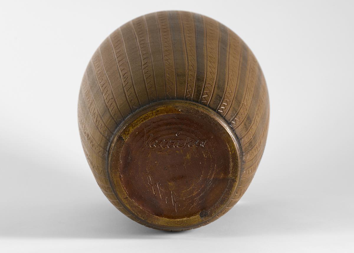 Vernissé Vase en cramique  glaure ocre et brune, Wallkra, Sude, annes 1960 en vente