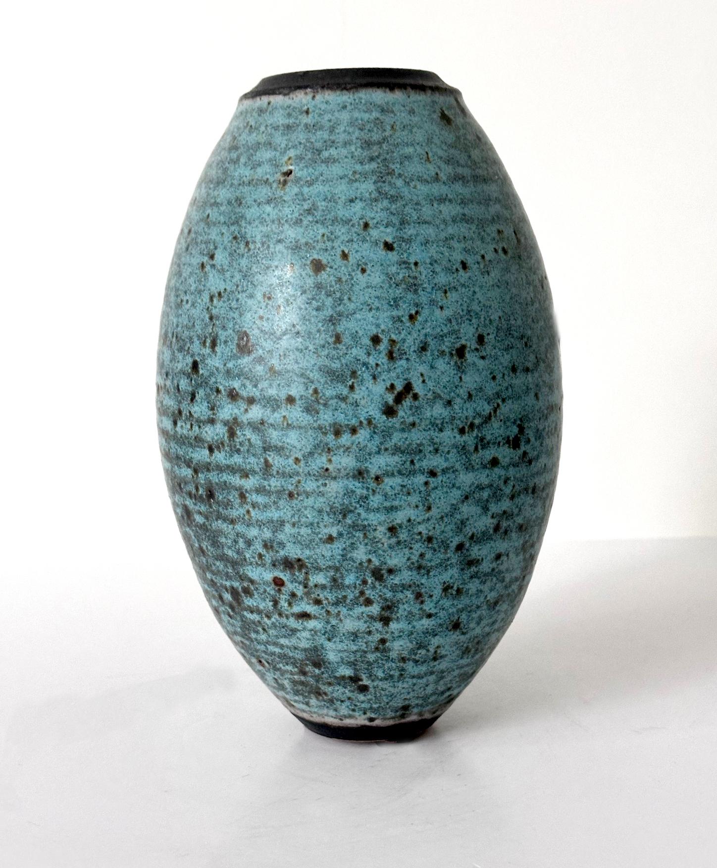 Americano Vaso in ceramica con smalto Robin Egg Blue di Otto Heino in vendita