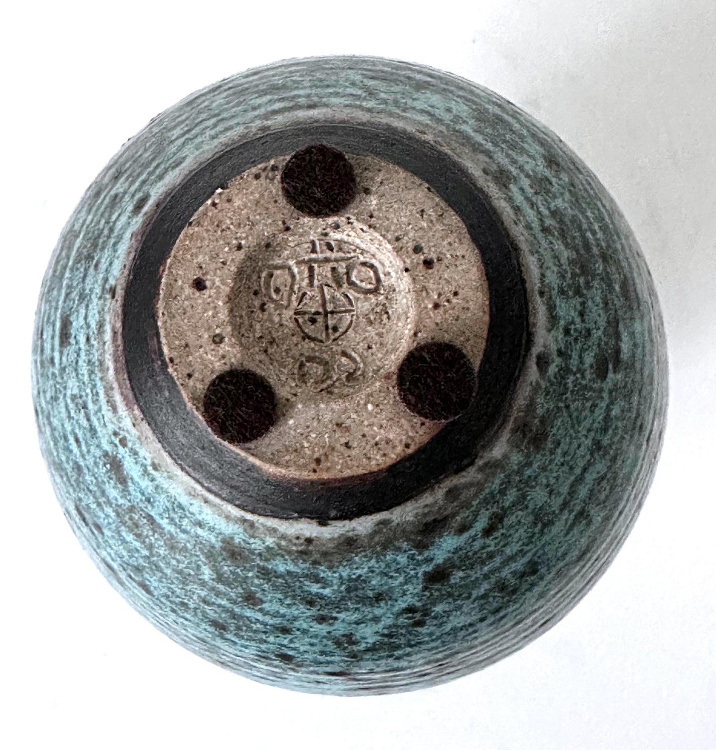 Ceramica Vaso in ceramica con smalto Robin Egg Blue di Otto Heino in vendita