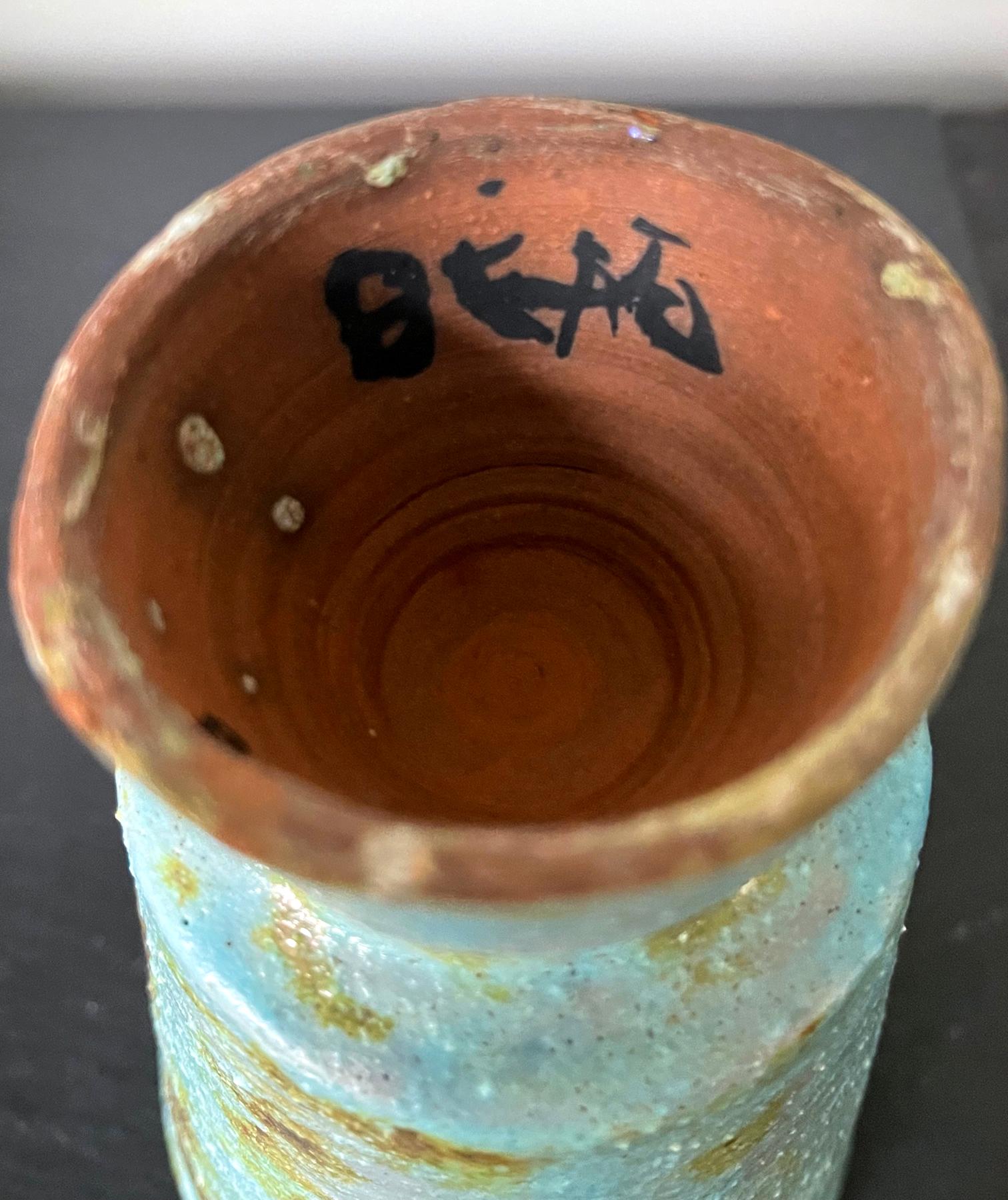 Vase en céramique à glaçure volcanique et métallique de Beatrice Wood en vente 5