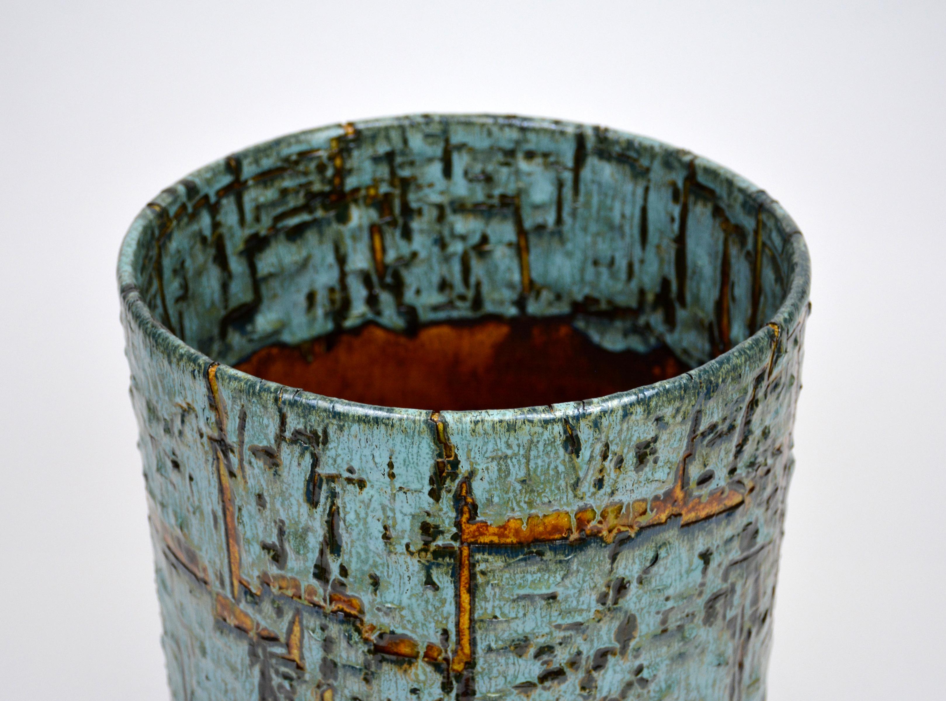 Ceramic Vessel by William Edwards  Cylinder Sculpture  For Sale 3