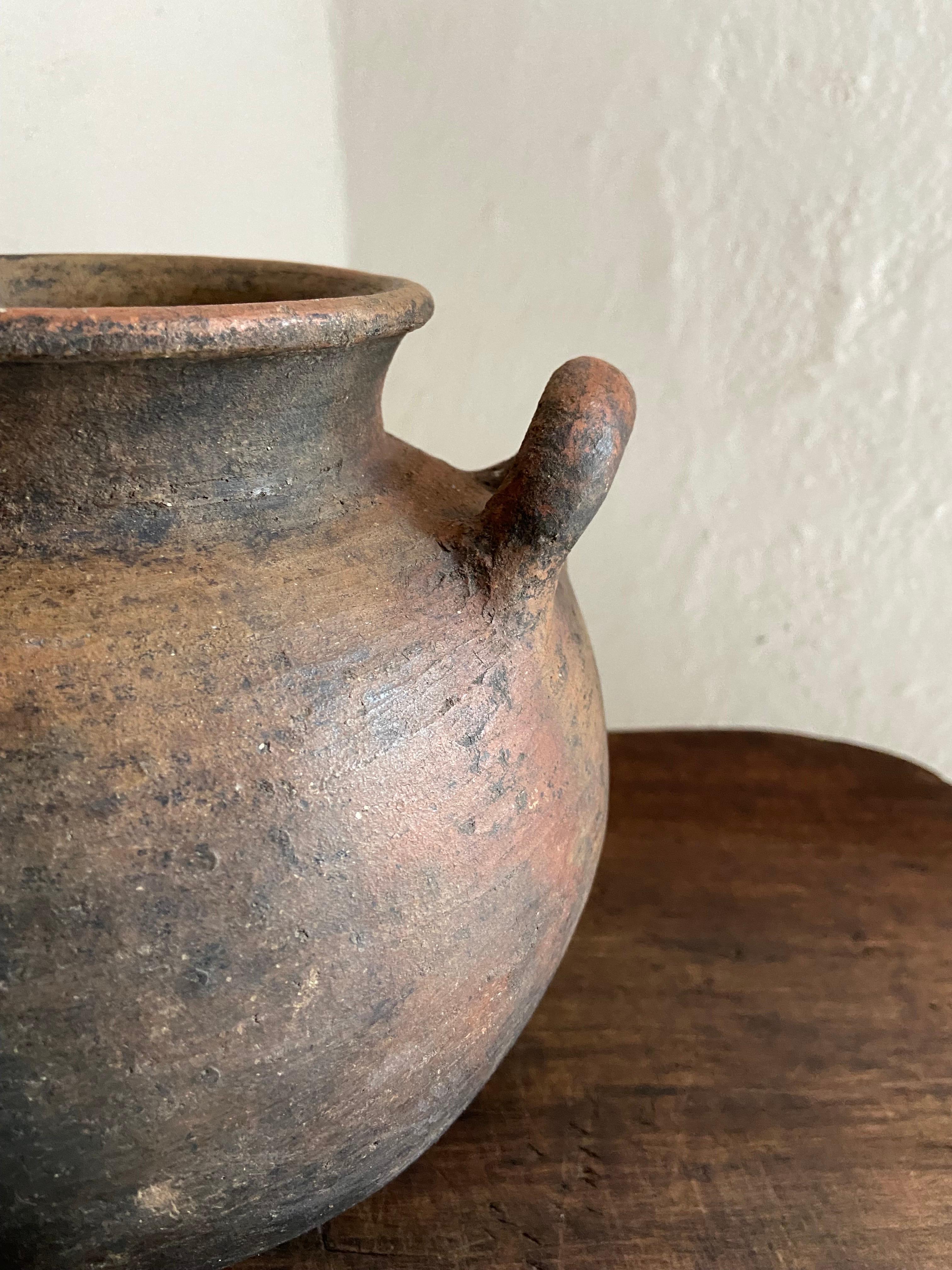 Mexican Ceramic Vessel from the Mixteca Region of Oaxaca, Mexico, circa 1940´s