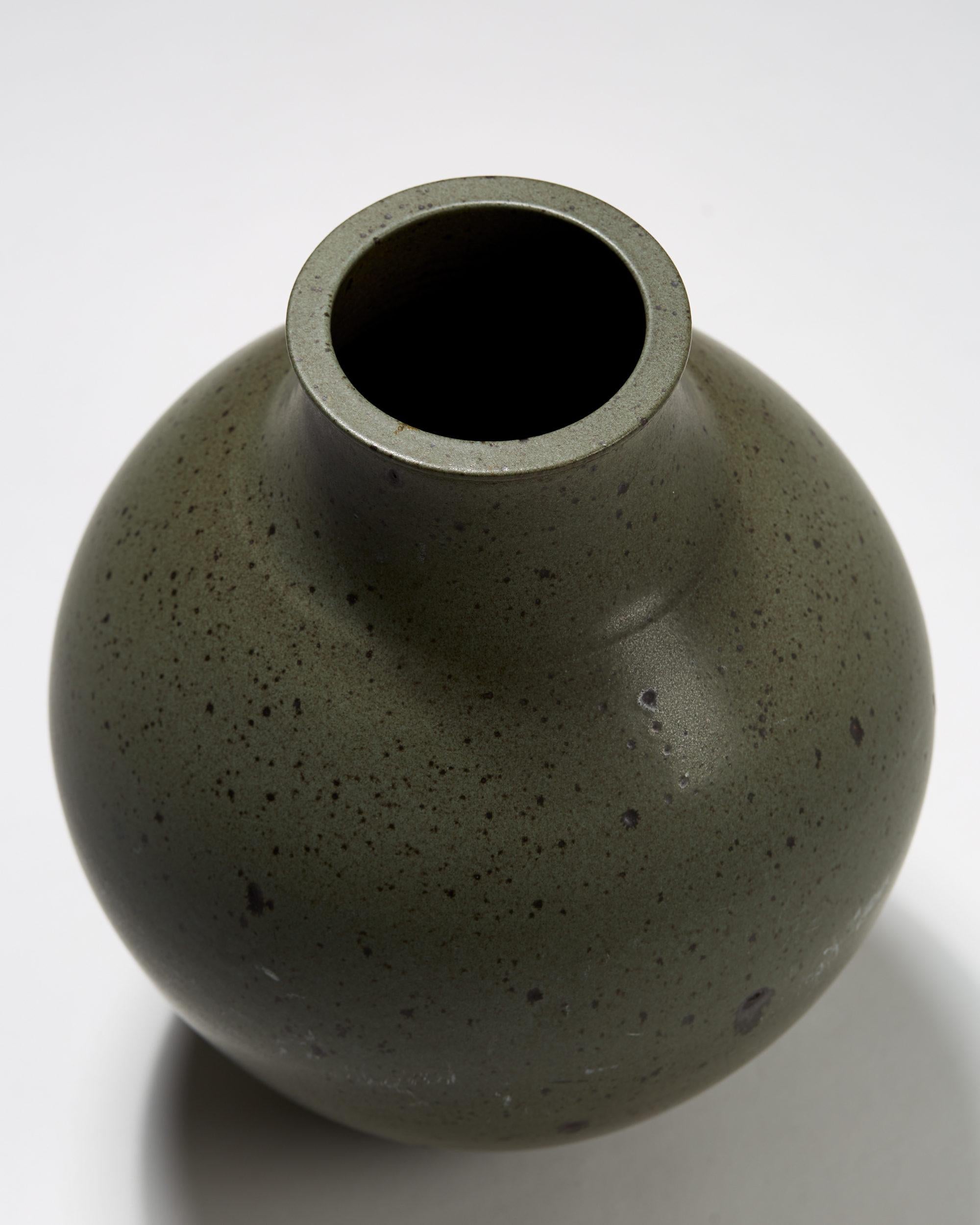 Ceramic Vessel Made by Robert Deblander, France In Excellent Condition In Stockholm, SE
