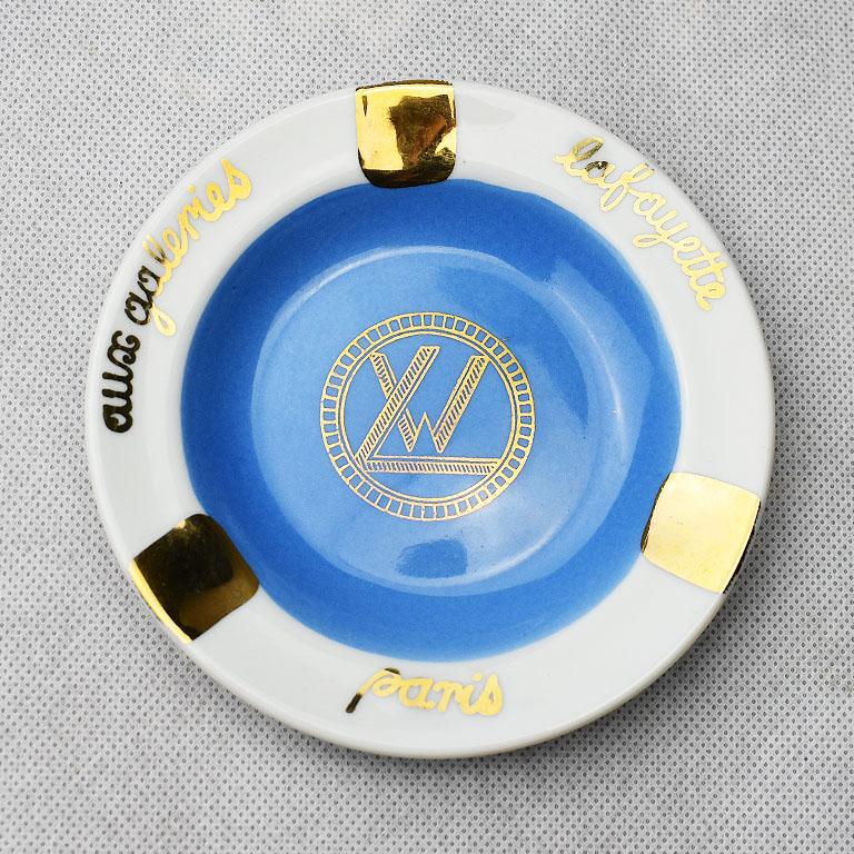 Ceramic Vide-Poche, Ashtray or Catchall in Blue, White and Gold, Paris France In Excellent Condition In Oklahoma City, OK