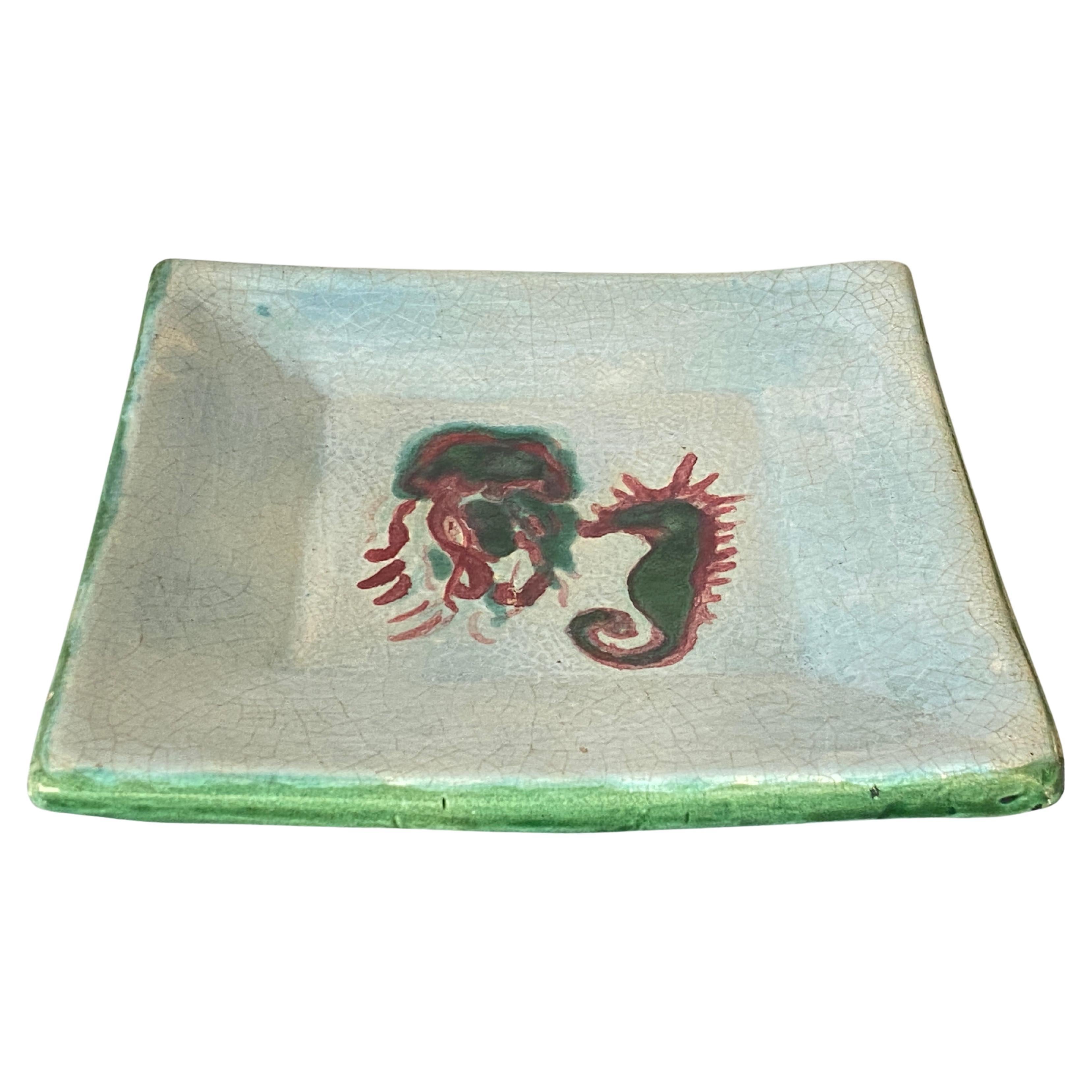 Vide-Poche en céramique, plat décoratif représentant un cheval de mer  blanc et vert