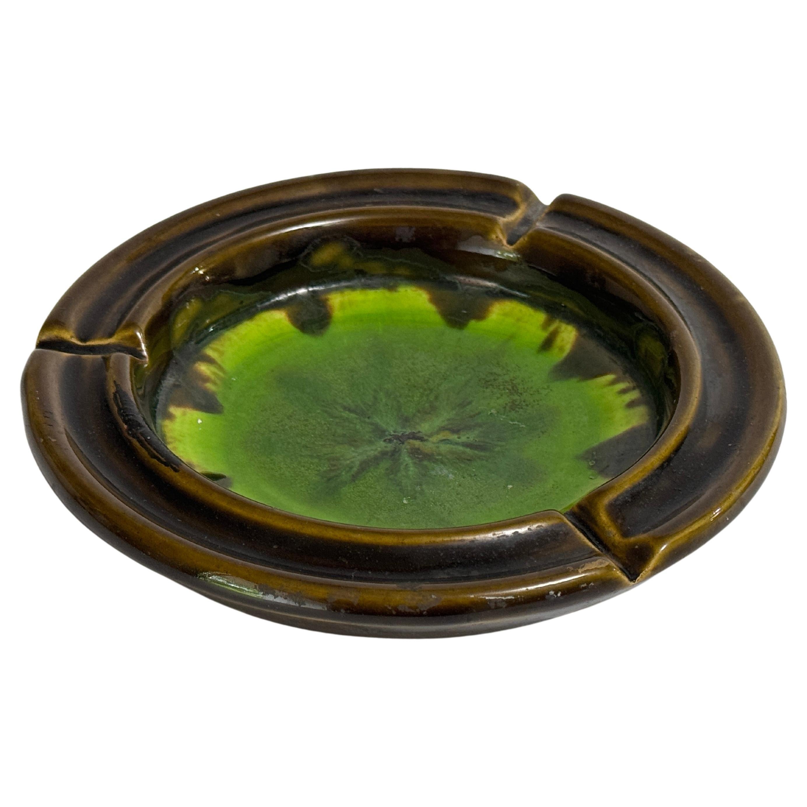 Mid-Century Modern Ceramic Vide Poche from France 1960 Multicolor Color, Rond Shape Brown and Green For Sale
