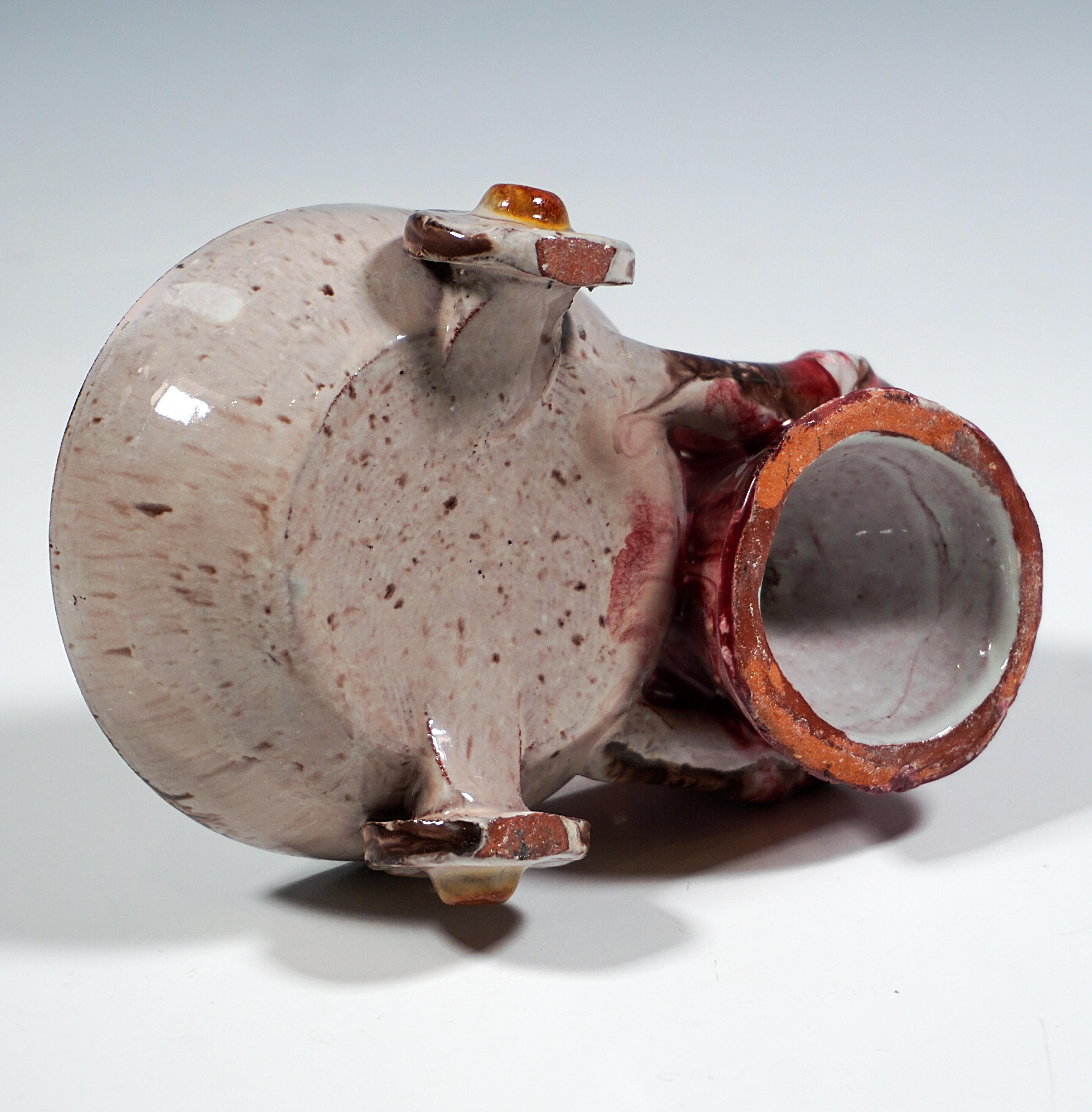 Keramik-Ablageschale, Grotesque in einer Schale, Walter Bosse, Österreich 1924-1936 (Glasiert) im Angebot