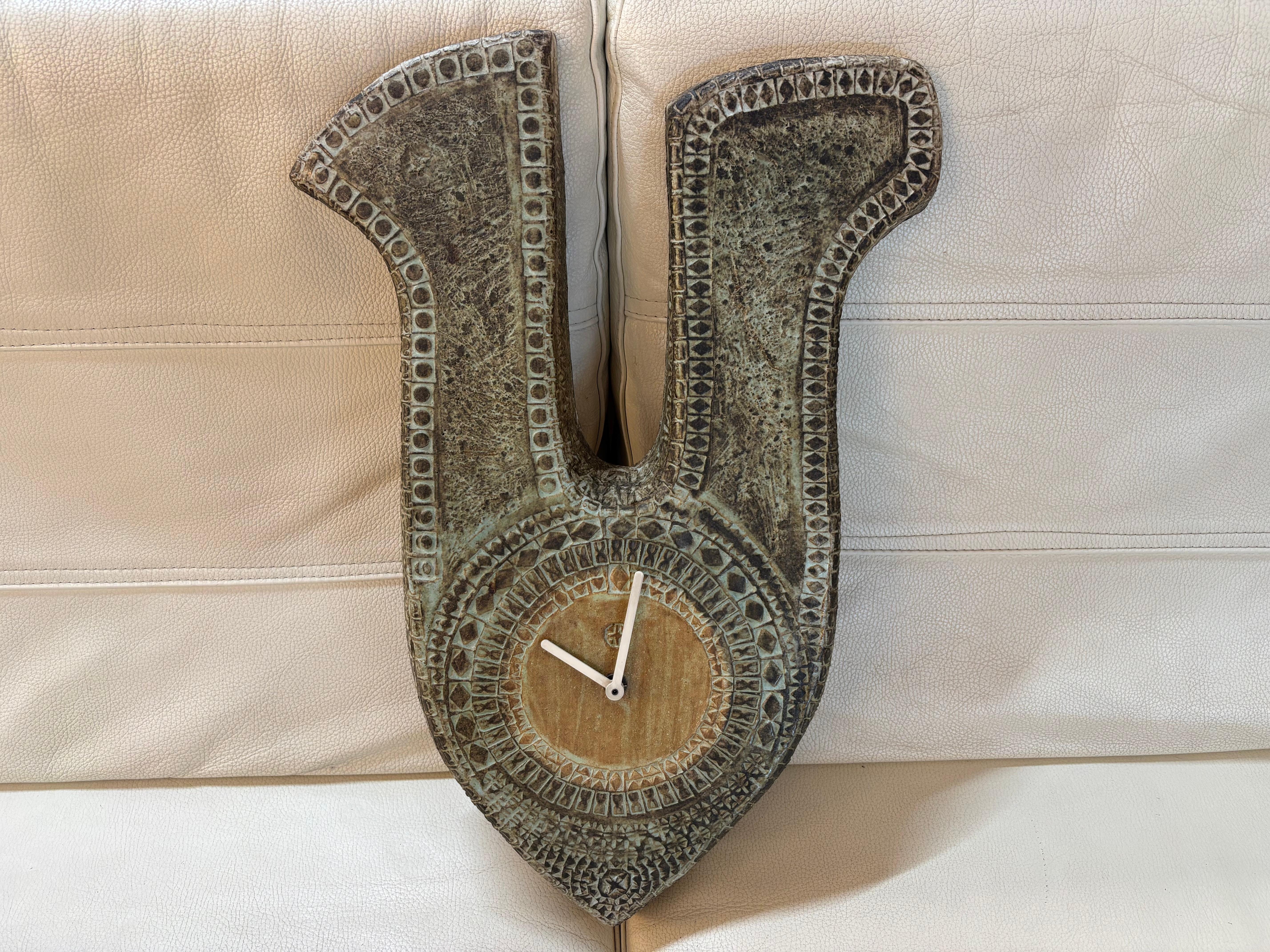 Horloge murale originale des années 1950 en céramique, modèle 
