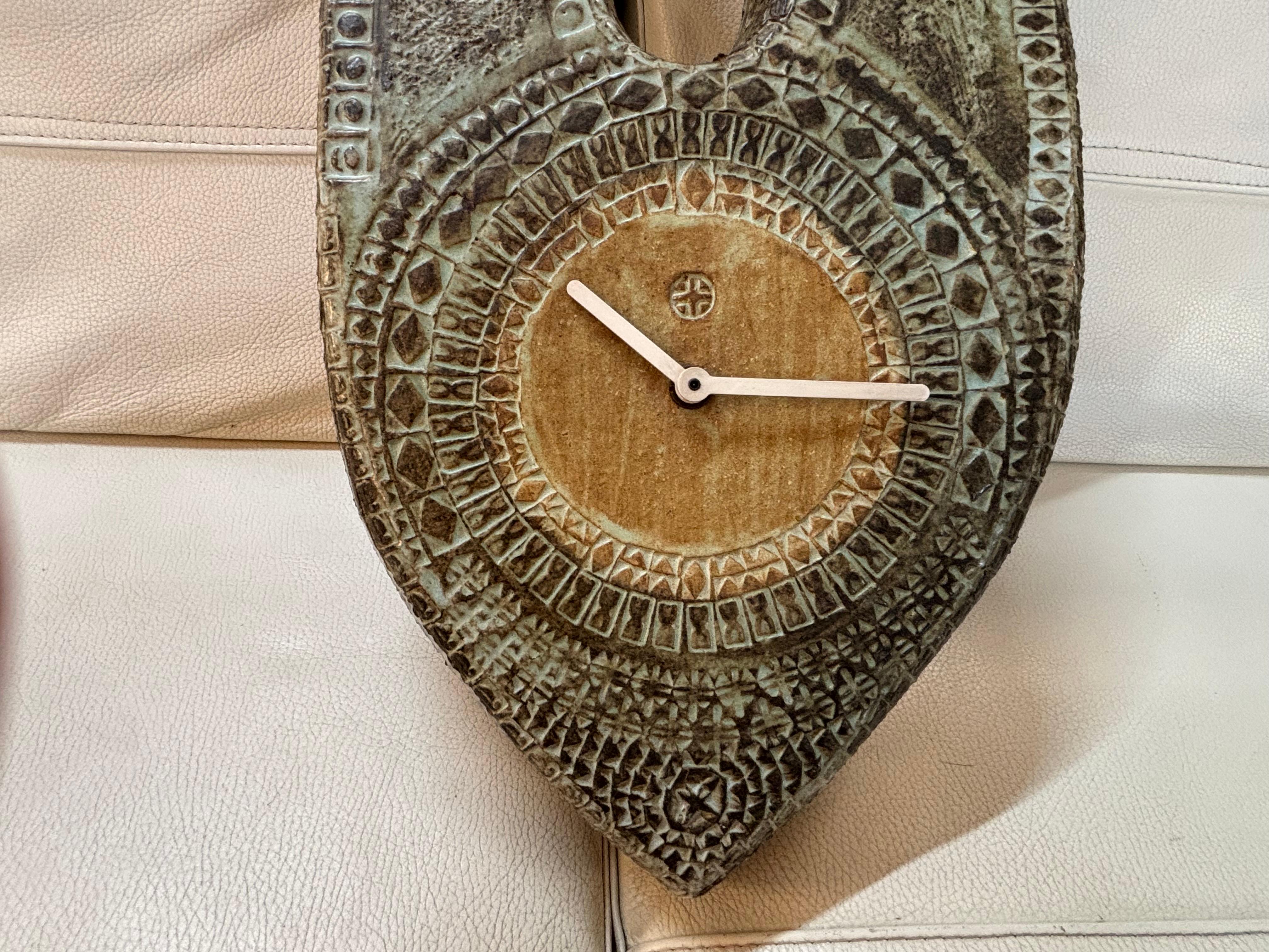 Horloge murale en céramique de Rowland, années 1950 en vente 2