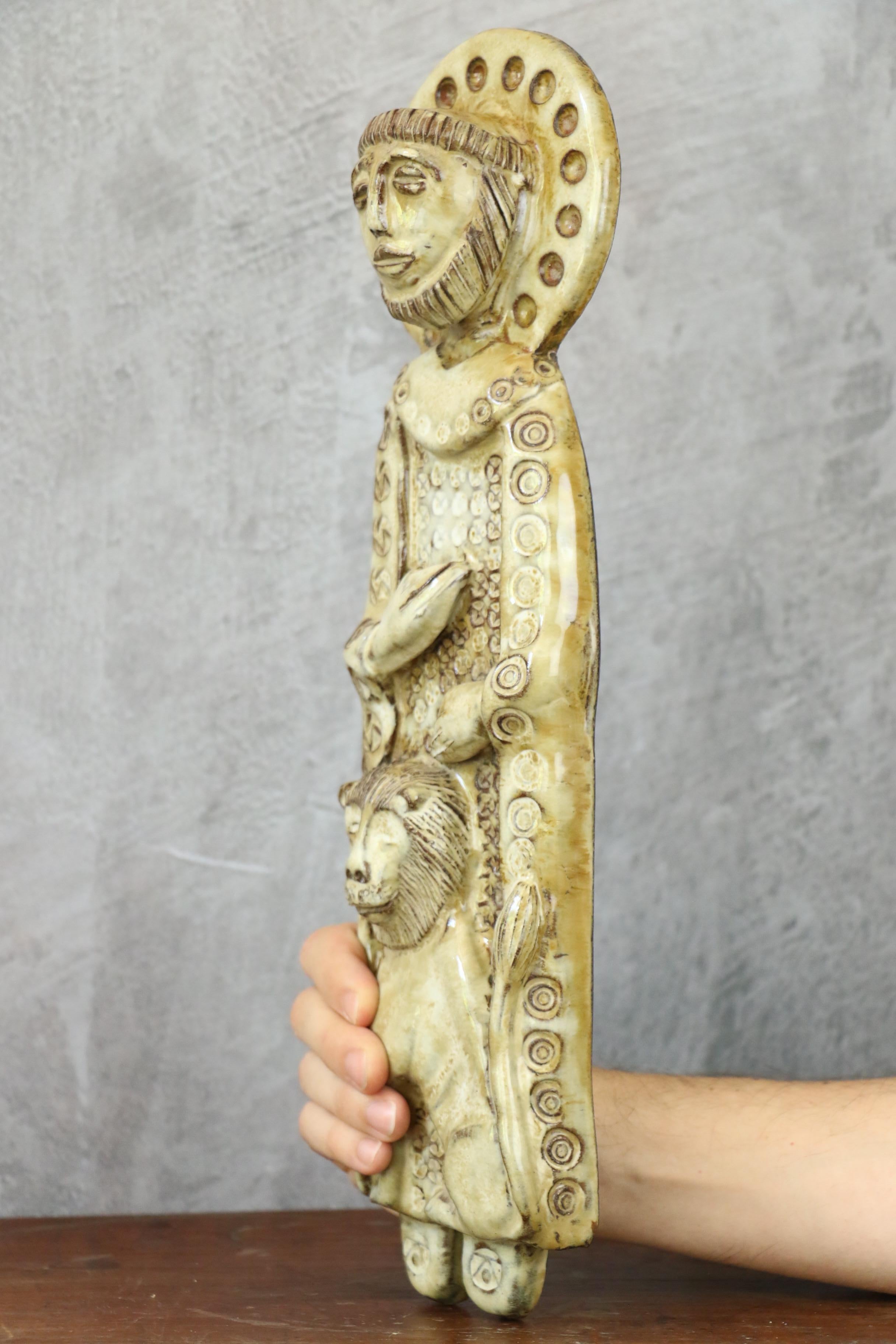 Mid-Century Modern Ceramic wall decoration of Saint Mark by the french ceramist Robert Chiazzo For Sale