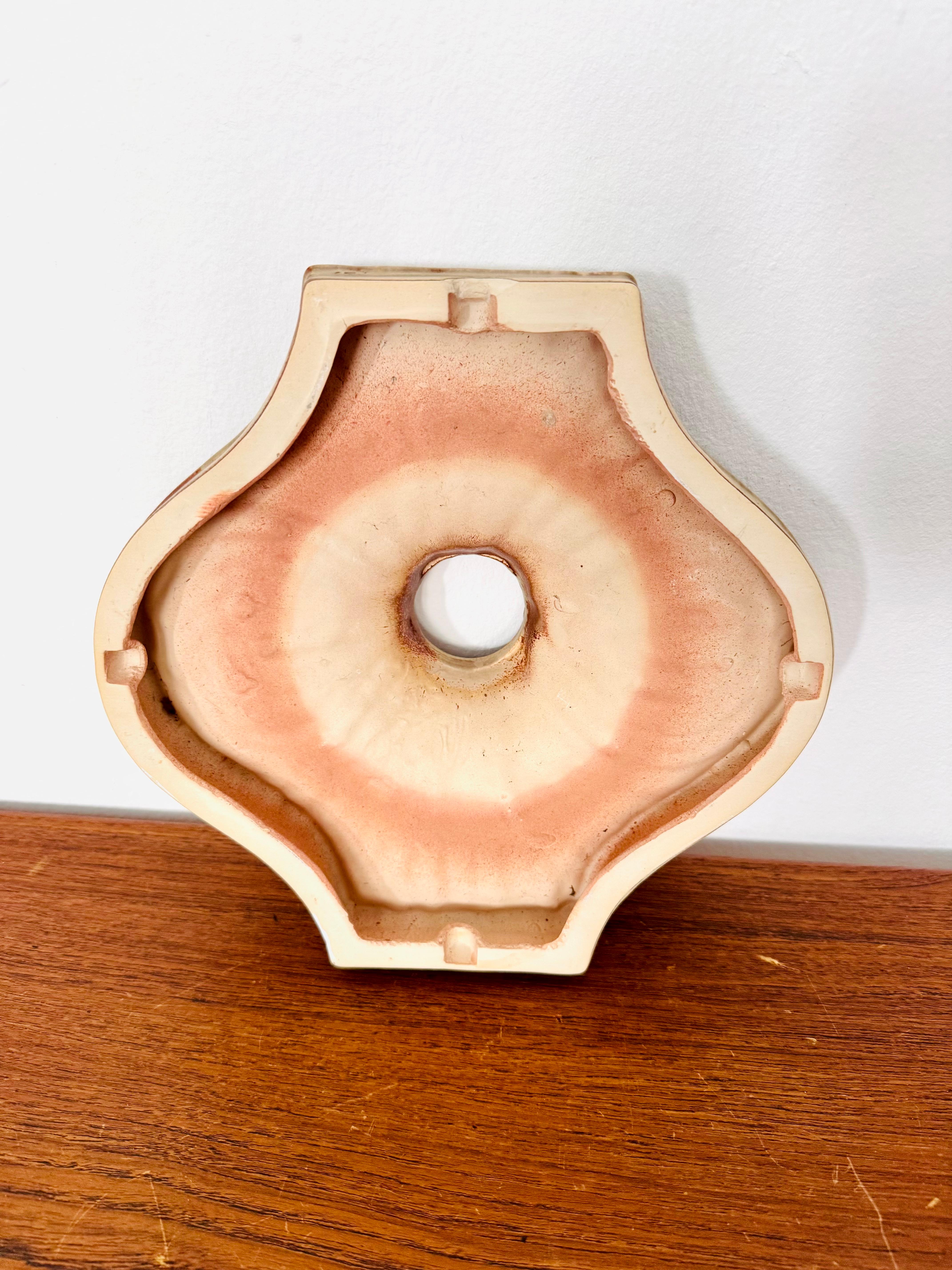 Lampe murale en céramique en vente 7
