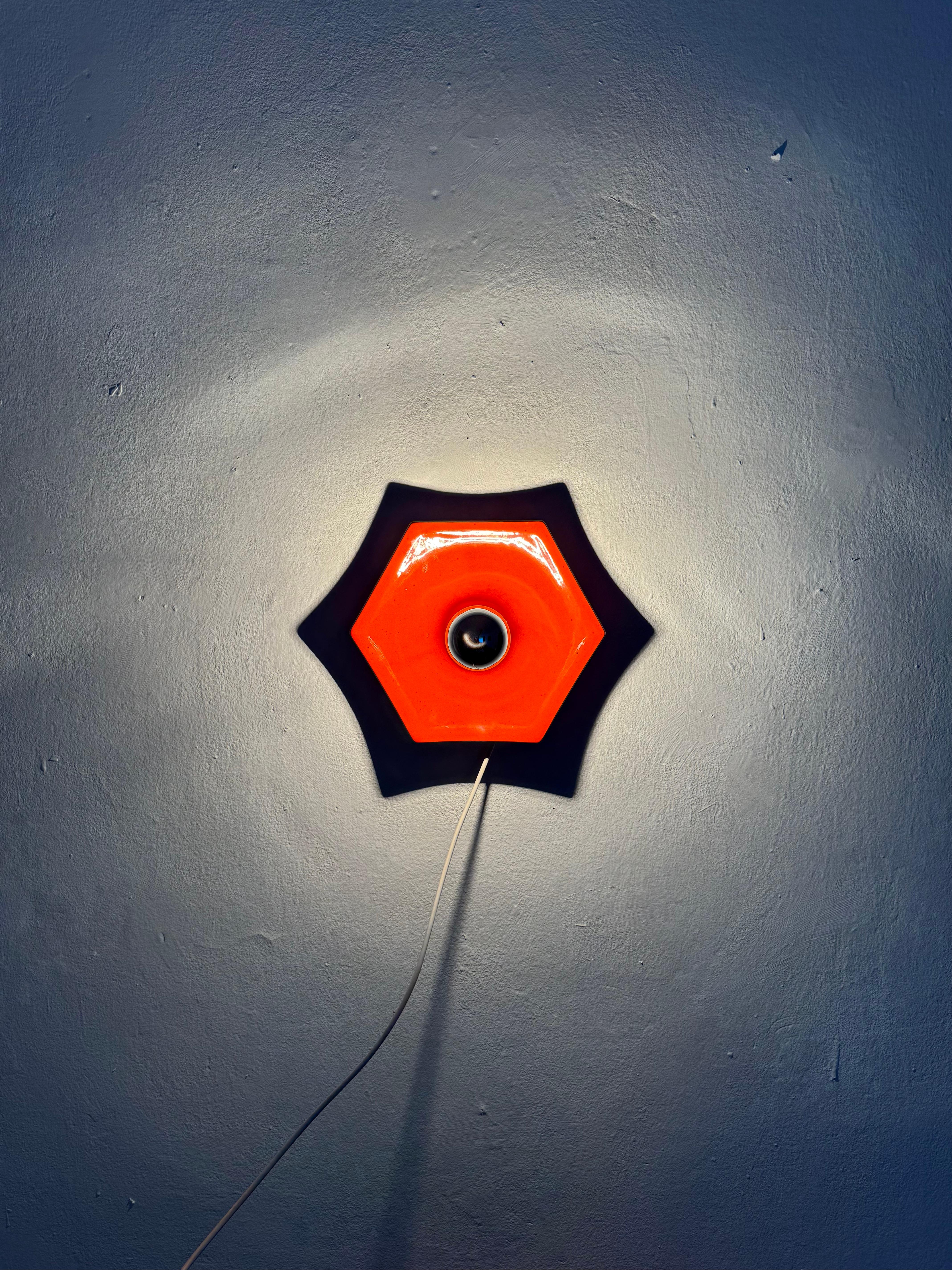 Lampe murale en céramique en vente 1