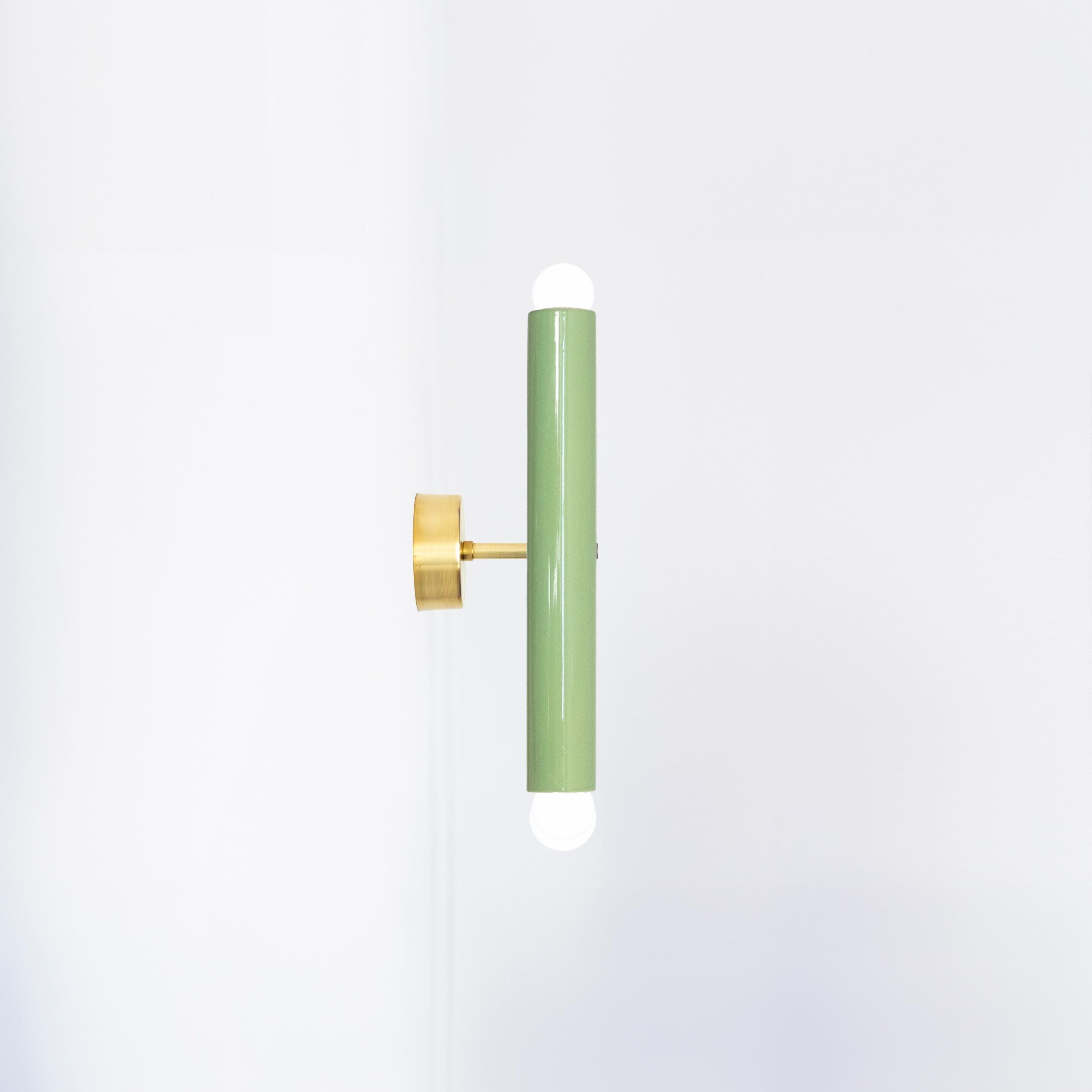 Organique Lampe murale TRN de Pani Jurek, laiton, Pistachio en vente
