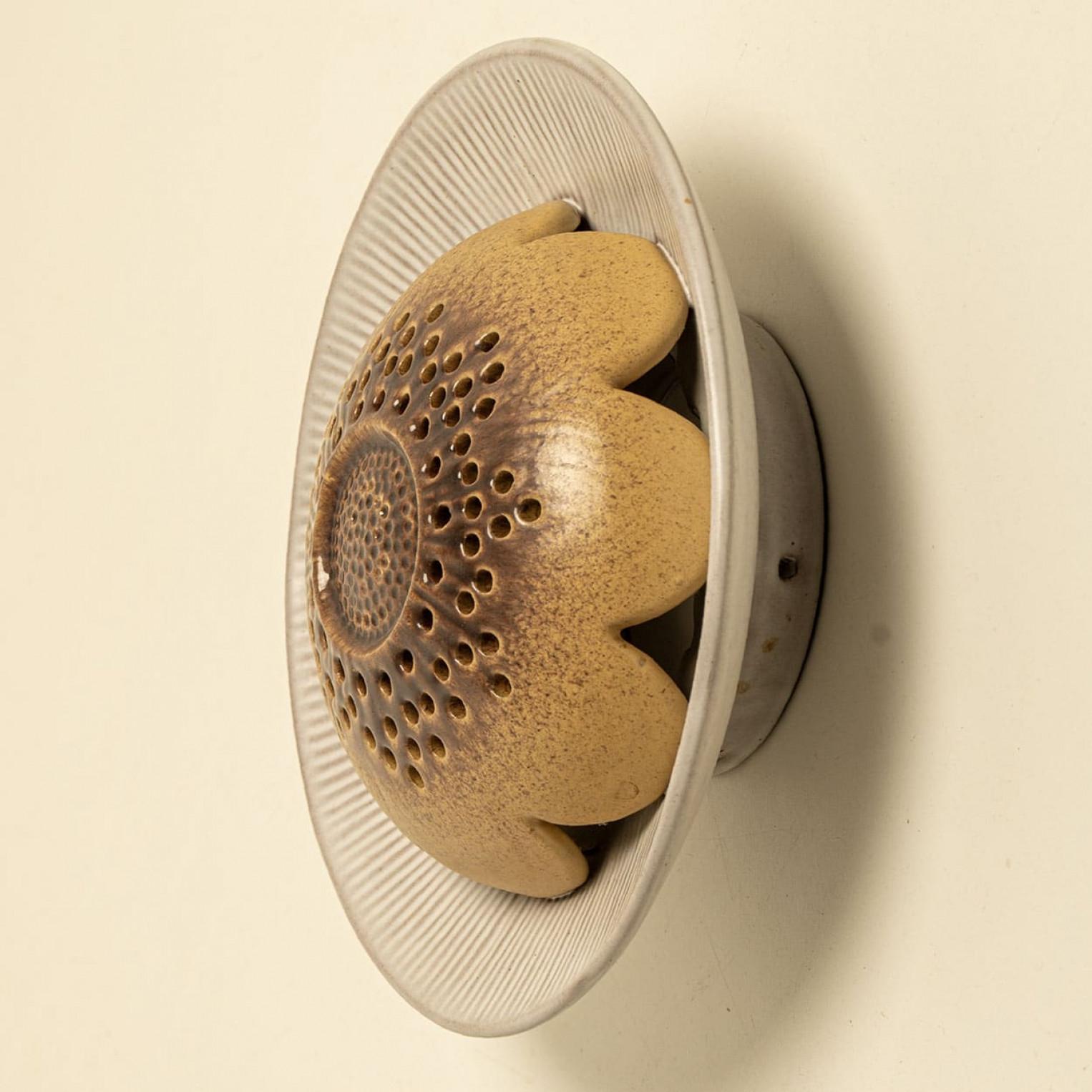 Space Age Ceramic Wall Light in the style of Axella, Denmark 1970 For Sale