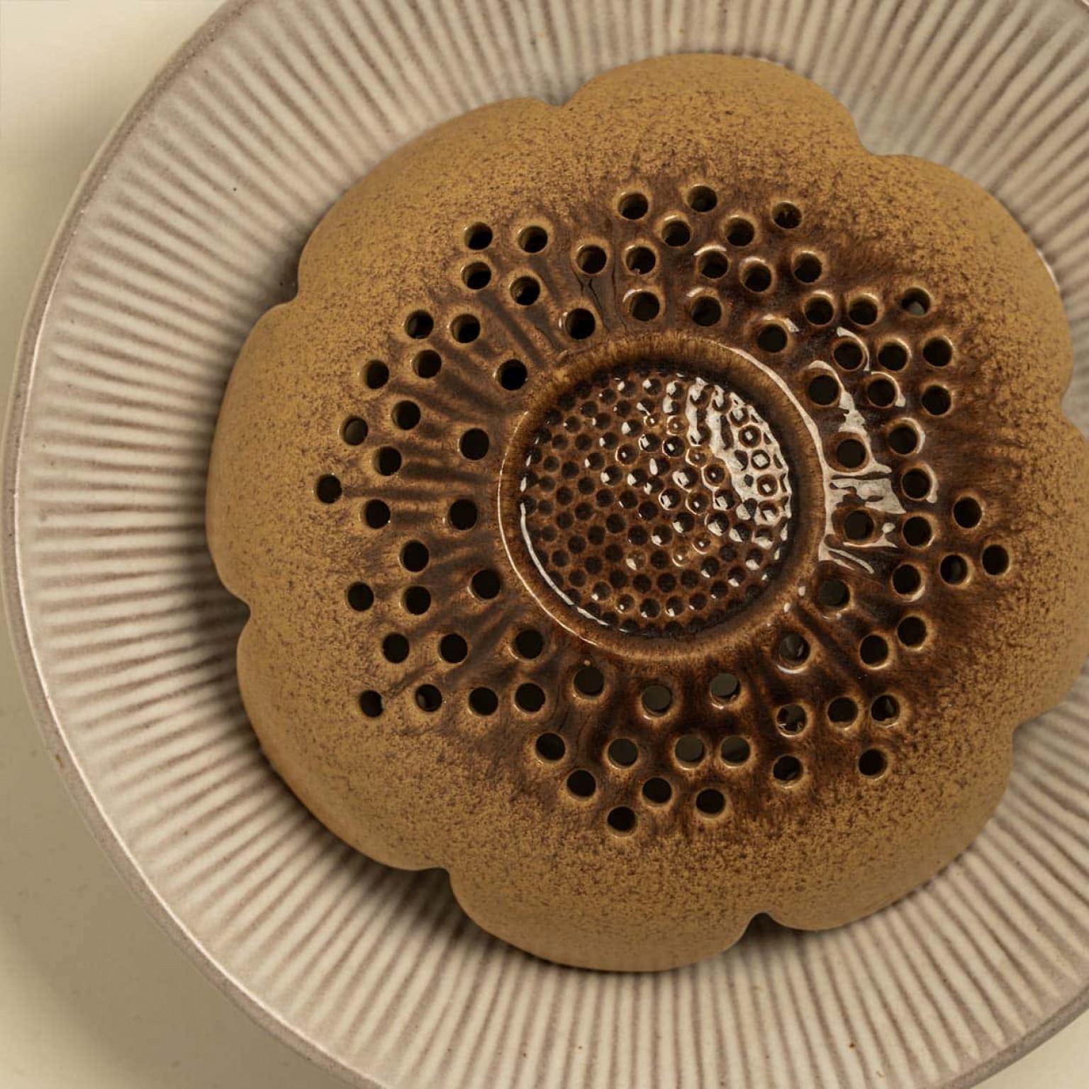 Aplique de cerámica estilo Axella, Dinamarca 1970 Glaseado en venta