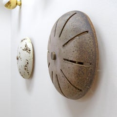 Applique murale en céramique n°5007 de Heather Levine