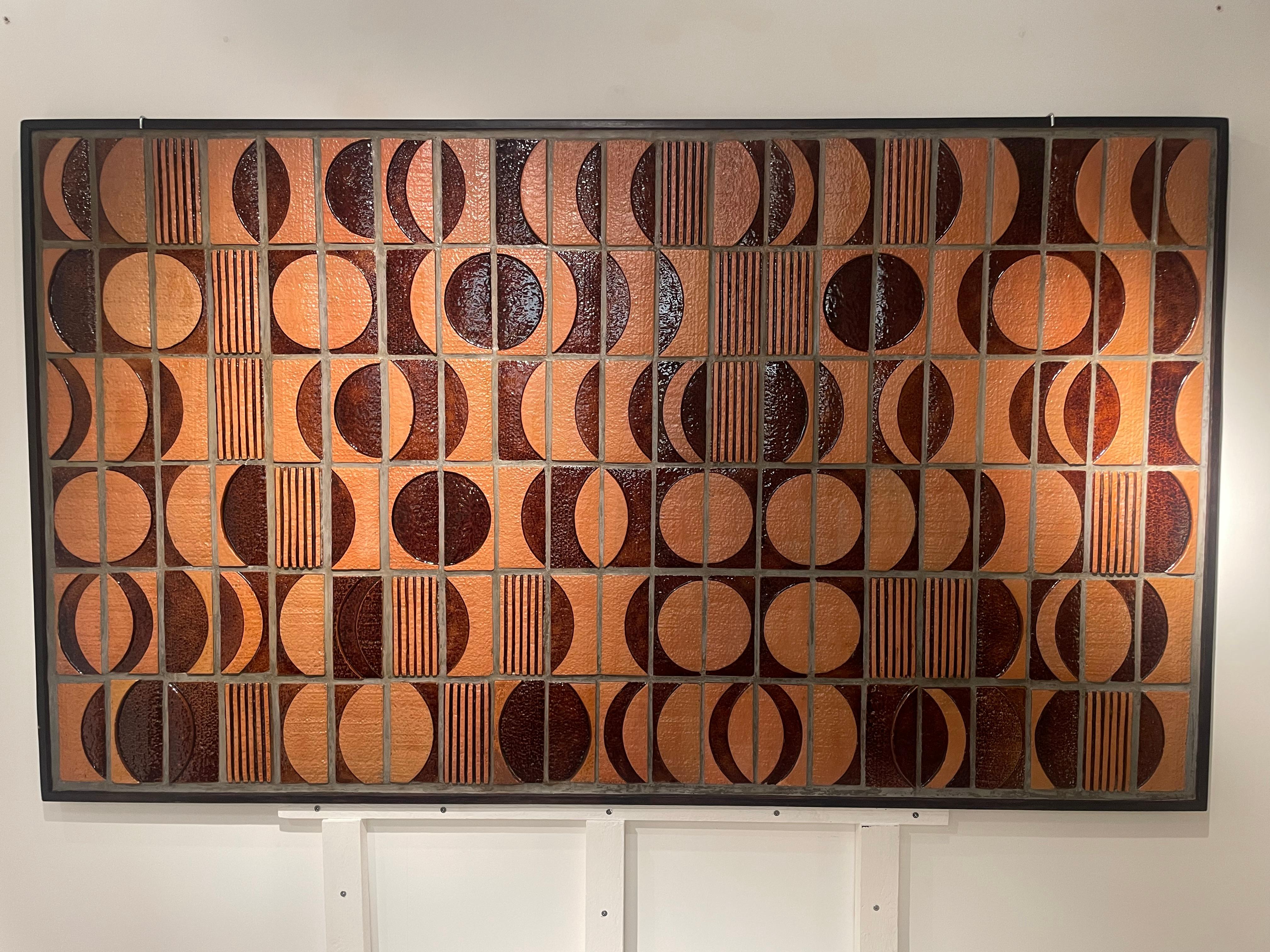 The 3D ceramic tiles produced by the Gilson company, established in Campagne-lès-Wardrecques, tell the story of how traditional brick manufacturers set out to reclaim innovation, contributing to the expression of the architectural surfaces that the