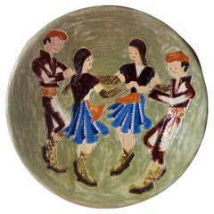Ceramic wall plate signed by Spanish ceramist Puigdemont