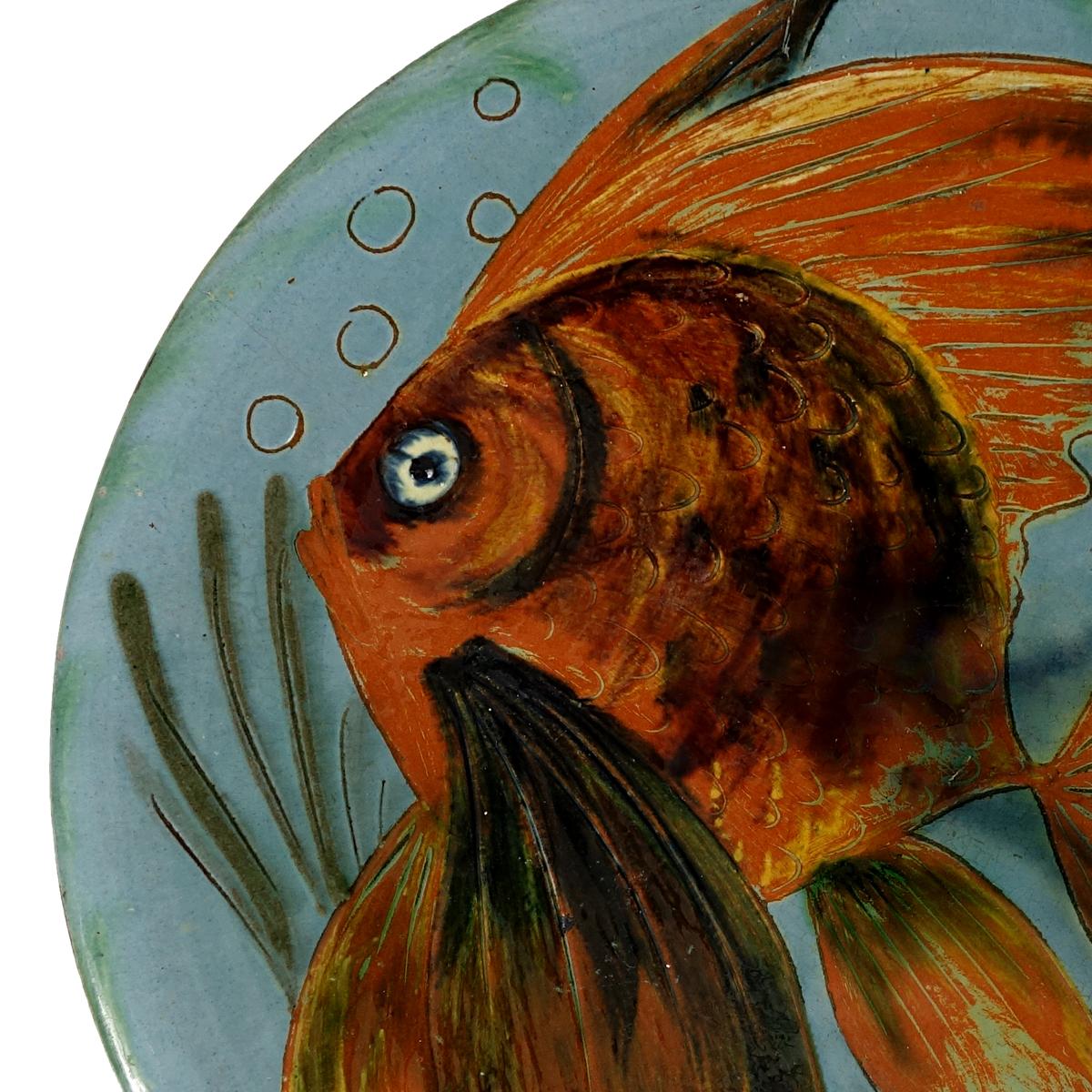 Mid-Century Modern Ceramic Wall Plate with Fish Decor Signed by Spanish Maker Puigdemont For Sale