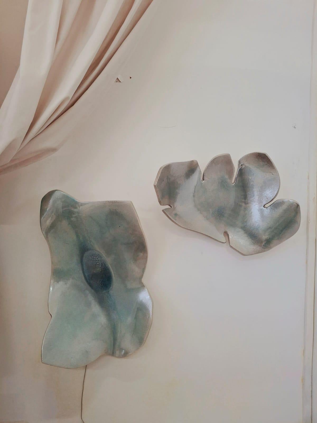 Aplique de cerámica de Elsa Foulon
Pieza única.
Dimensiones: P 40 x A 70 cm.
Materiales: Cerámica.

Las dimensiones pueden variar. Todas nuestras lámparas pueden cablearse según cada país. Si se vende a EEUU, se cableará para EEUU, por ejemplo.