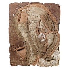 Escultura mural de cerámica de Patrick Crulis, 2025.