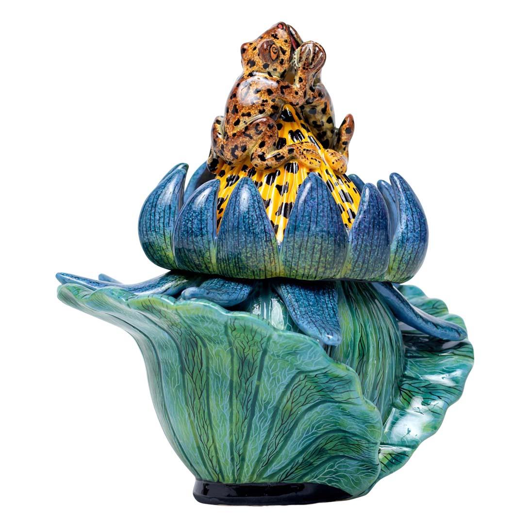 Hand-Painted Ceramic Waterlilies Plant And Frog Jewelry Box  , hand made in South Africa