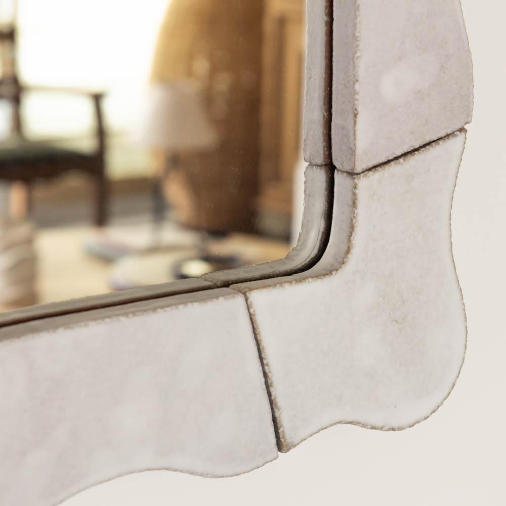 Miroir ondulé en céramique, grand en vente 3