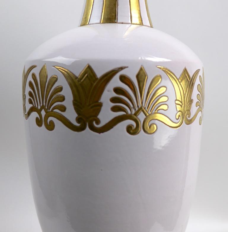 Ceramic White and Gold Gilt Table Lamp by Ugo Zaccagnini For Sale 2