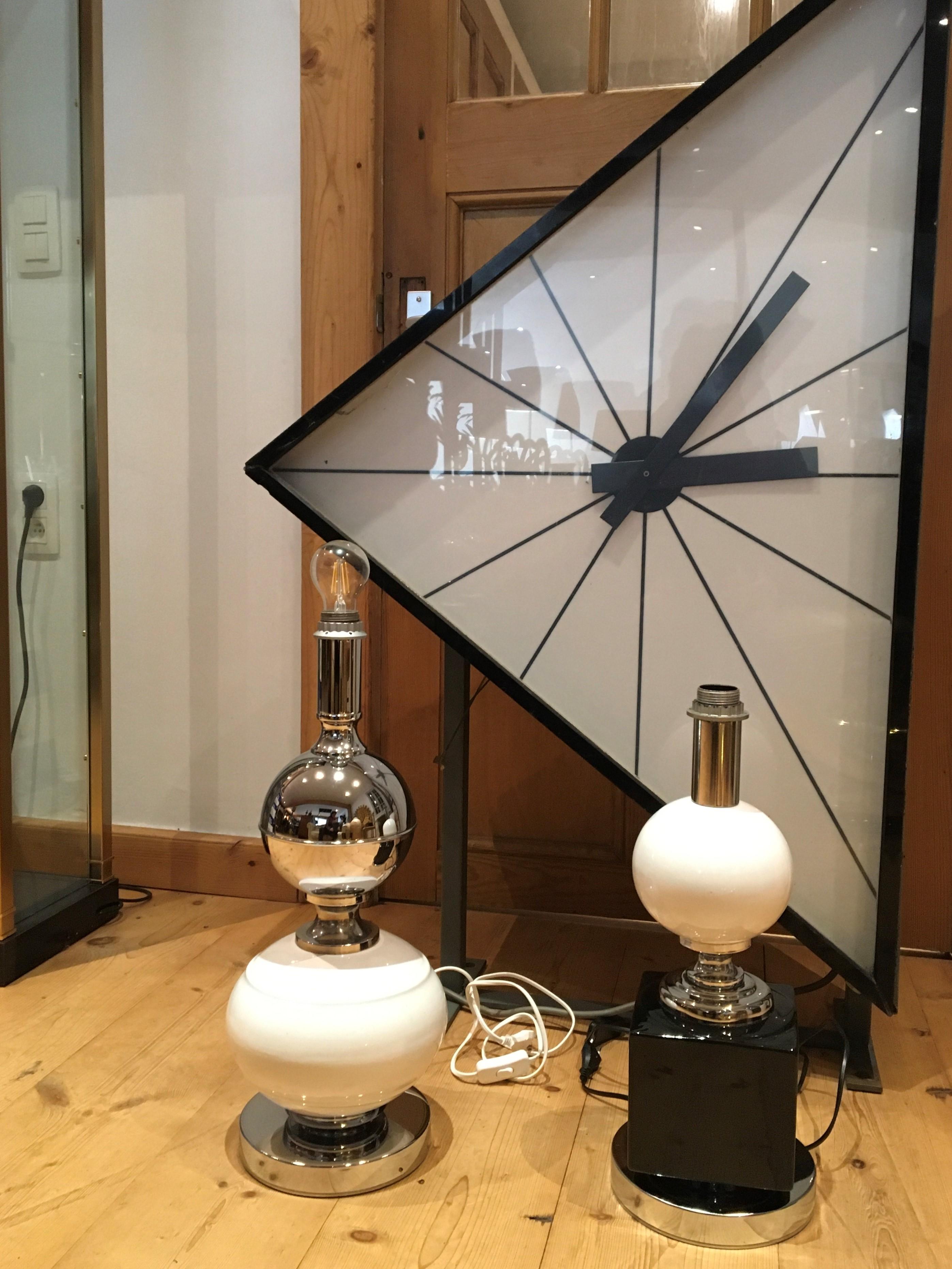 Lampada da tavolo geometrica in ceramica e cromo, anni '70 in vendita 11