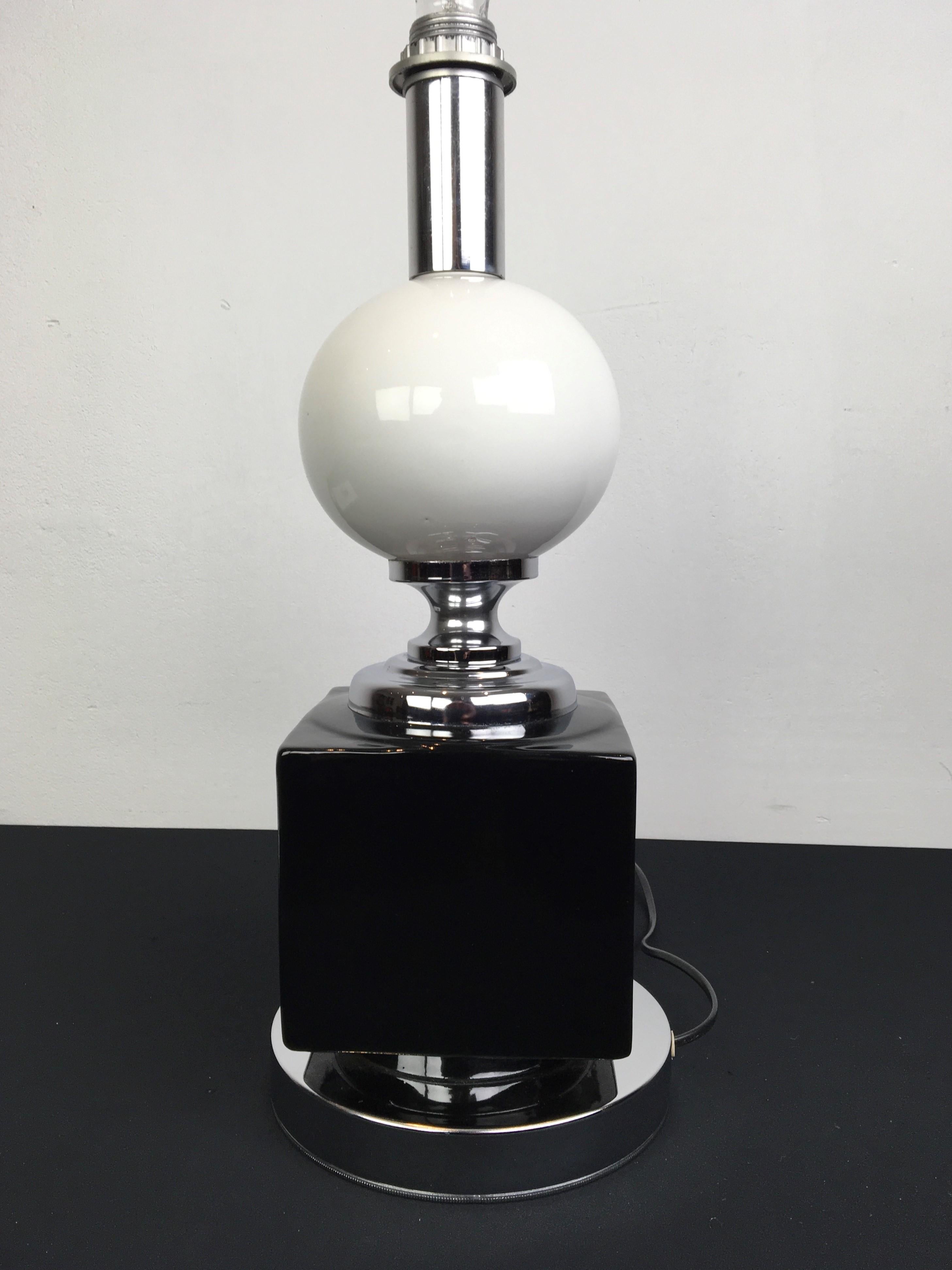Lampe de bureau géométrique en céramique avec chrome, années 1970 en vente 2