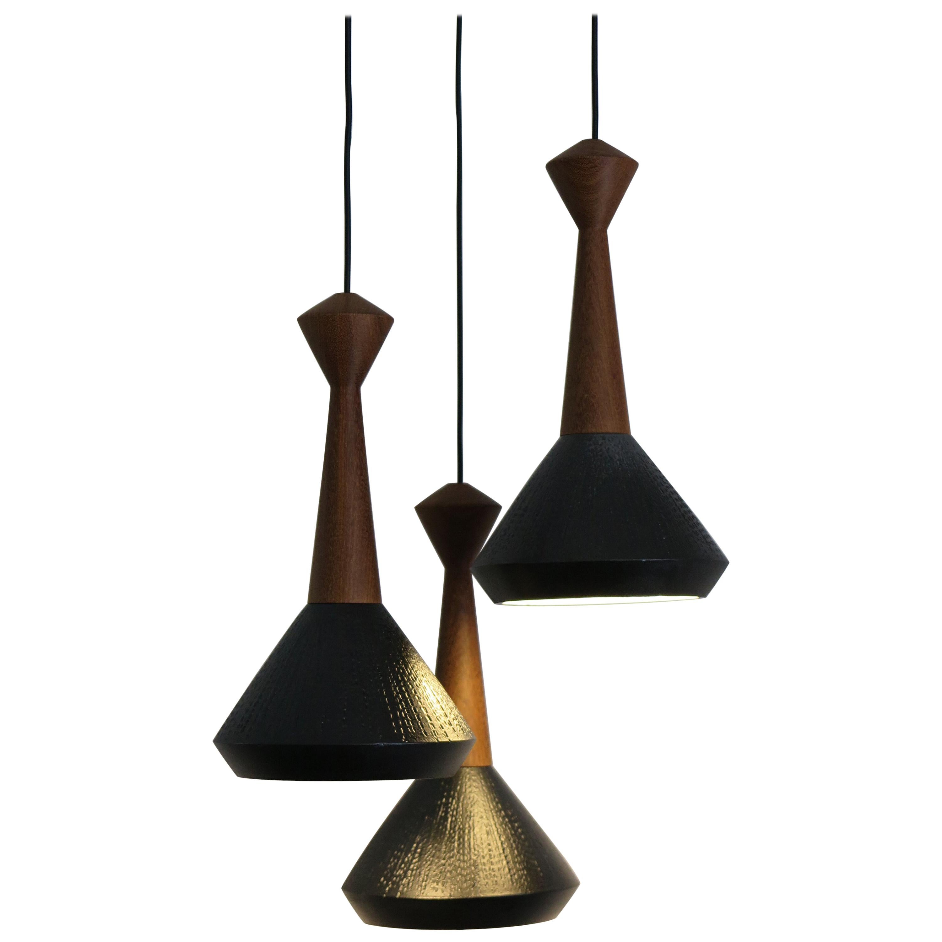 Ensemble de lampes à suspension en bois et céramique de design contemporain et moderne, Capperidicasa en vente