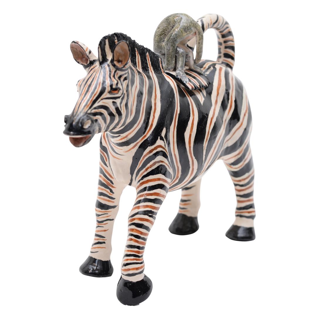 Teekanne aus Keramik mit Zebra und Affe, handgemacht in Südafrika im Angebot 3