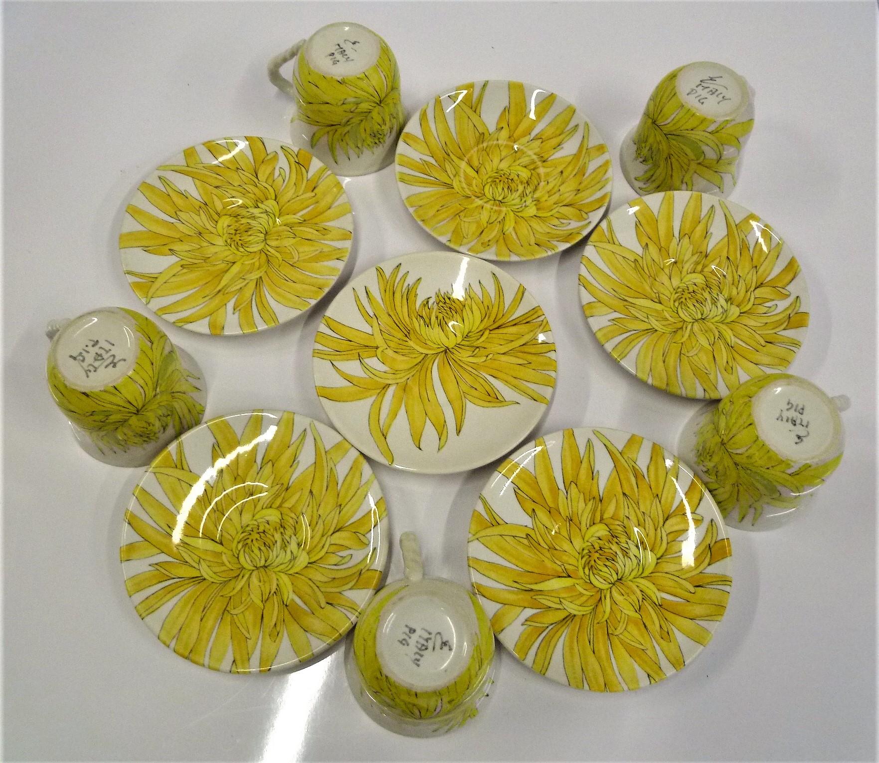 Ceramiche Ernestine, Salerno, Italy Set Chrysanthemum Dinnerware 39 Pcs, 1950s 8