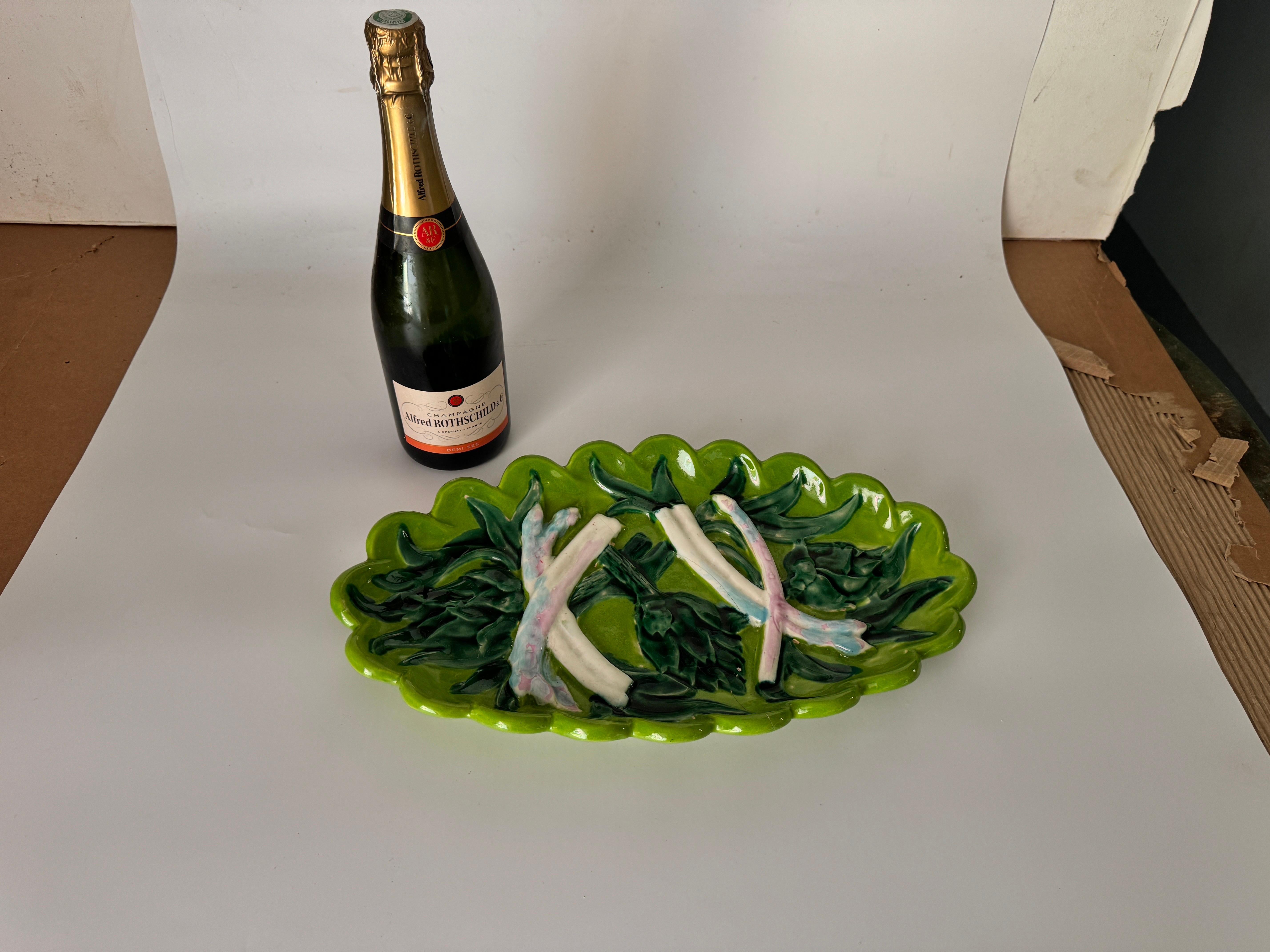 Cerammic Asparagus Server Platter  circa XX Century In Good Condition For Sale In Auribeau sur Siagne, FR
